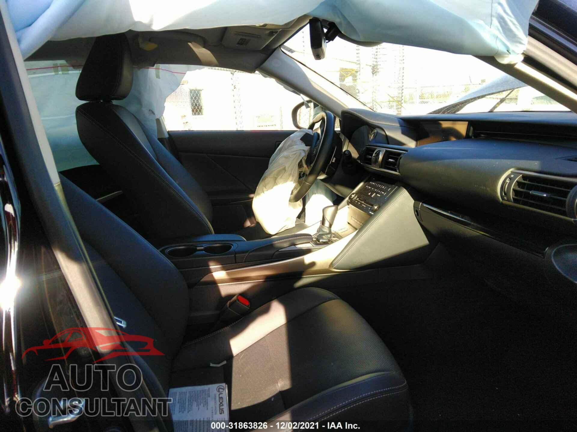LEXUS IS 2019 - JTHC81D22K5034954