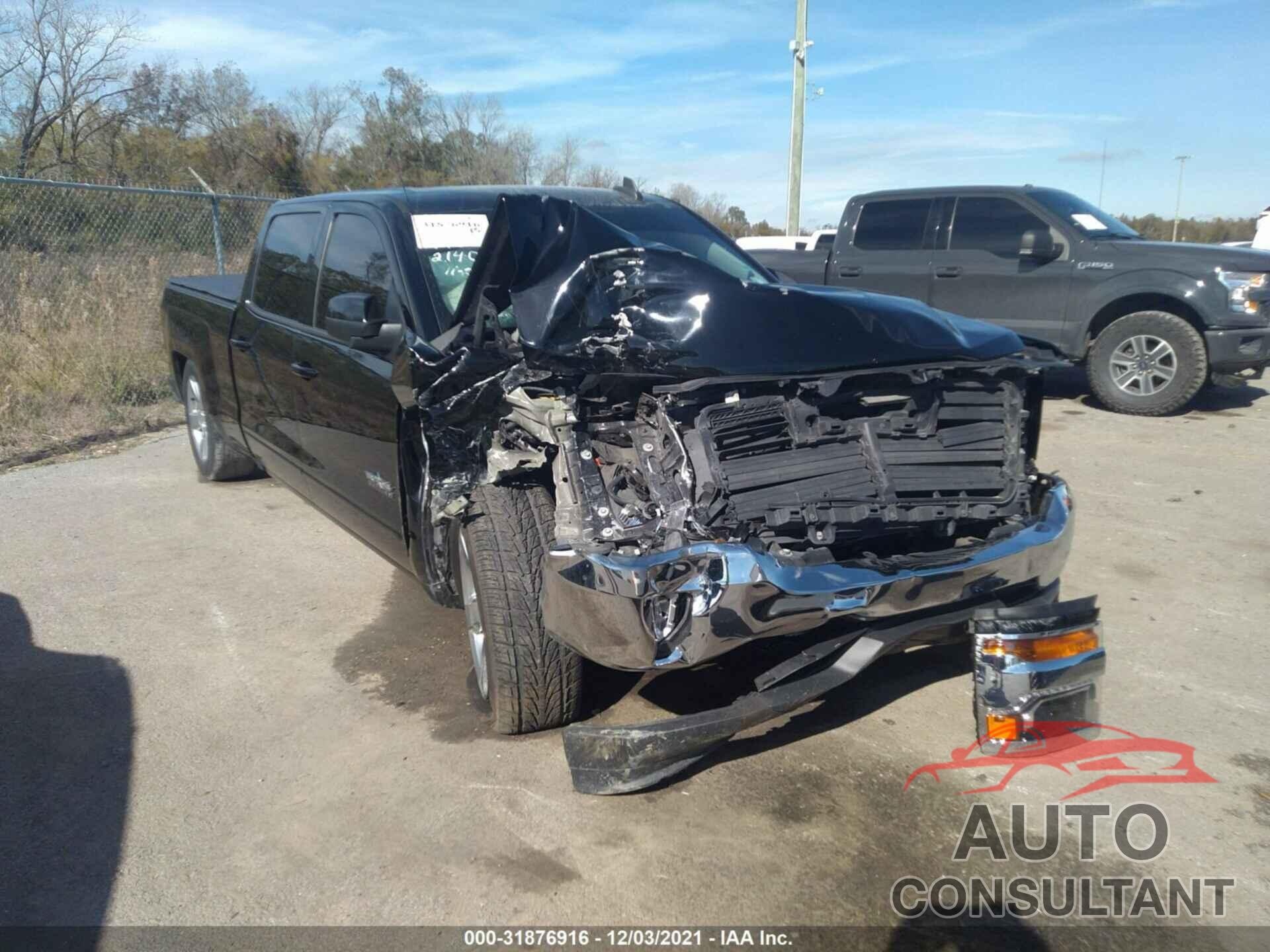 CHEVROLET SILVERADO 1500 2018 - 1GCPCREC2JF214015