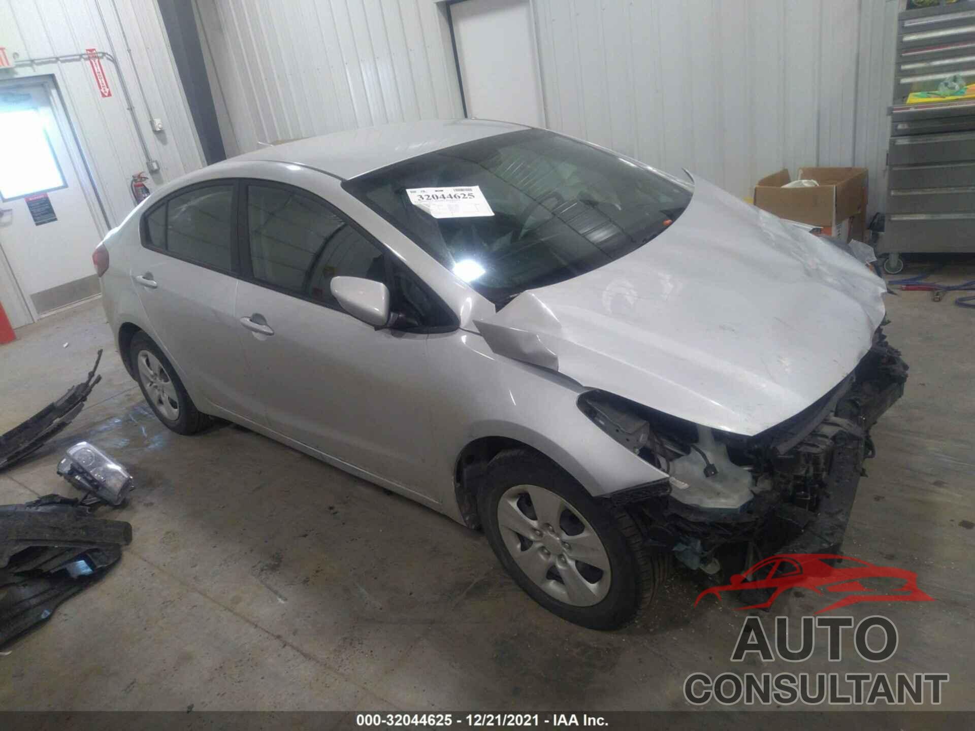 KIA FORTE 2018 - 3KPFL4A70JE197099