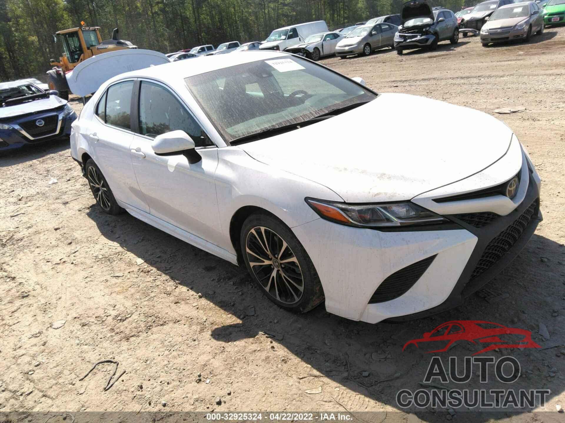 TOYOTA CAMRY 2019 - 4T1B11HK1KU757983
