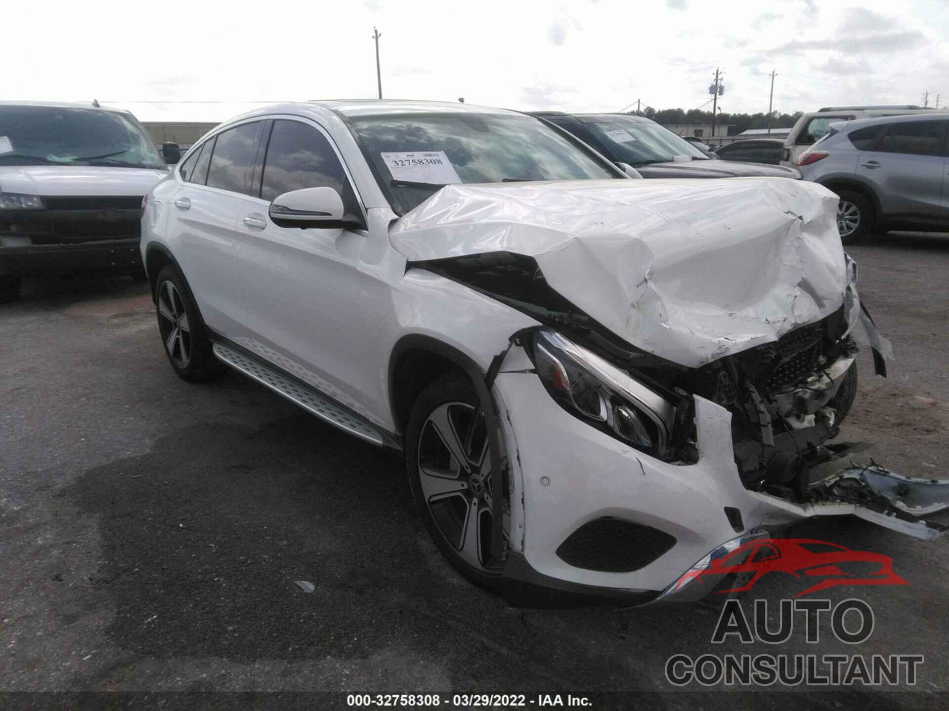 MERCEDES-BENZ GLC 2019 - WDC0J4KB3KF664306