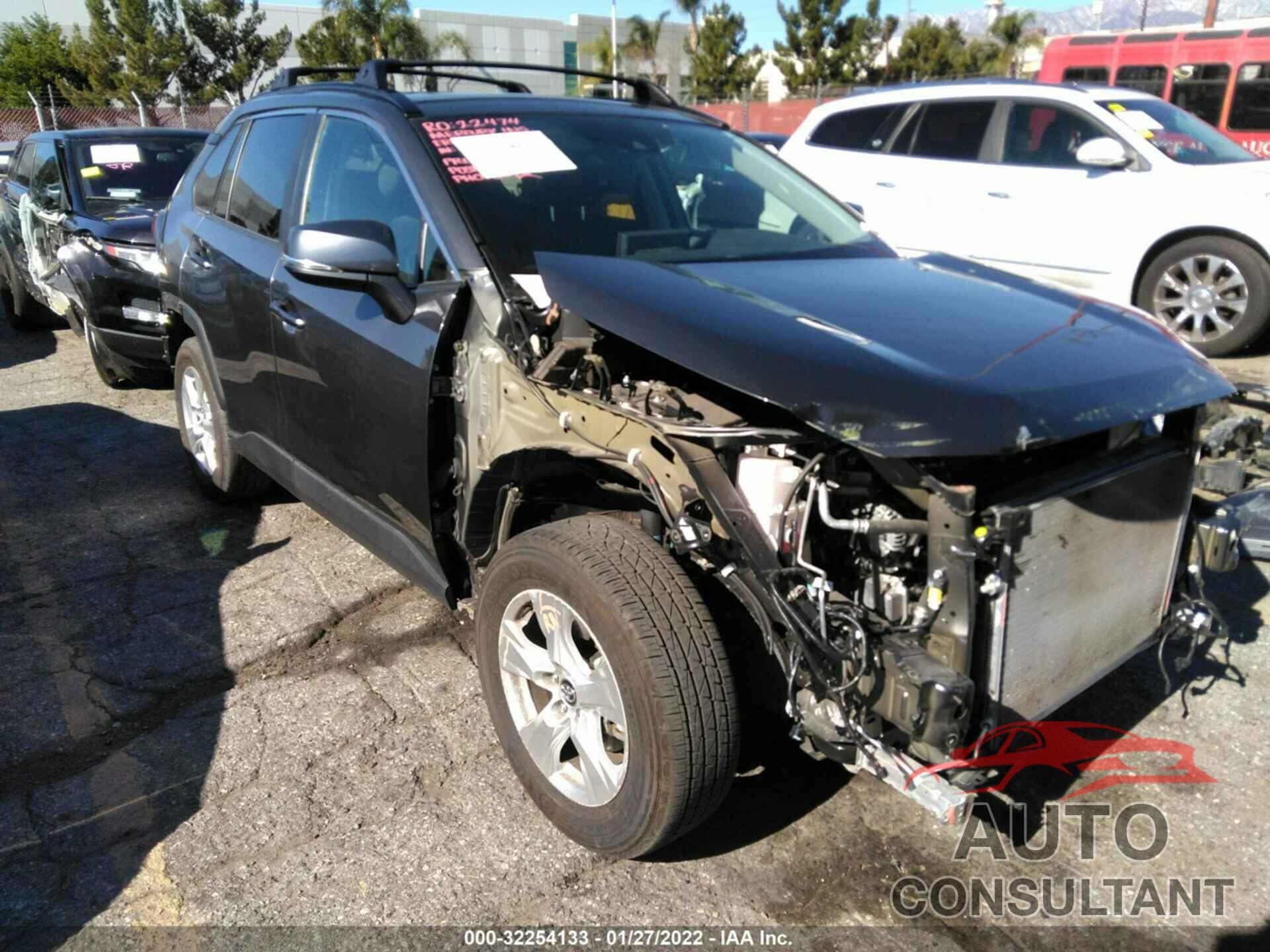 TOYOTA RAV4 2021 - 2T3W1RFV2MW104652