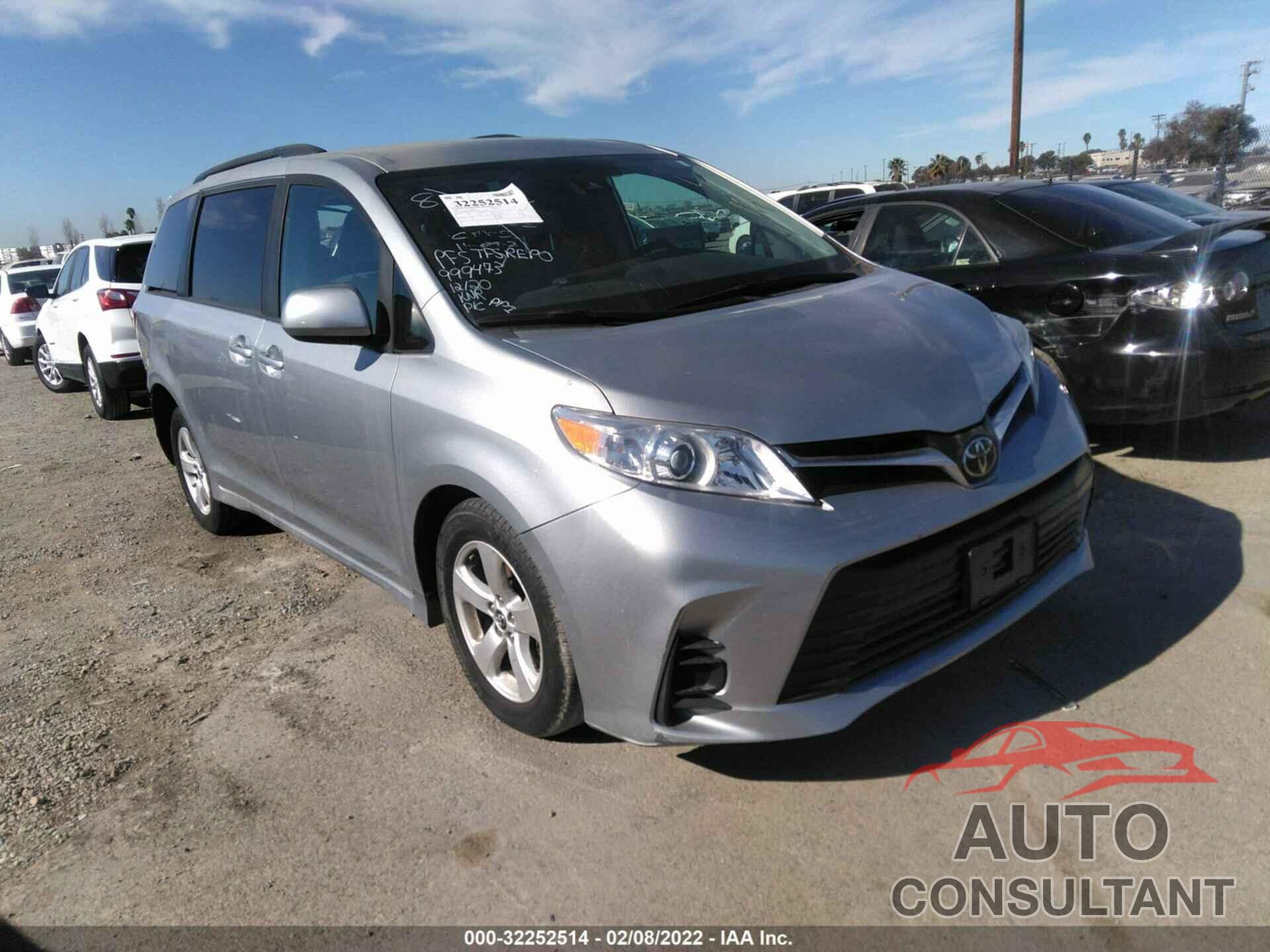 TOYOTA SIENNA 2019 - 5TDKZ3DCXKS999473