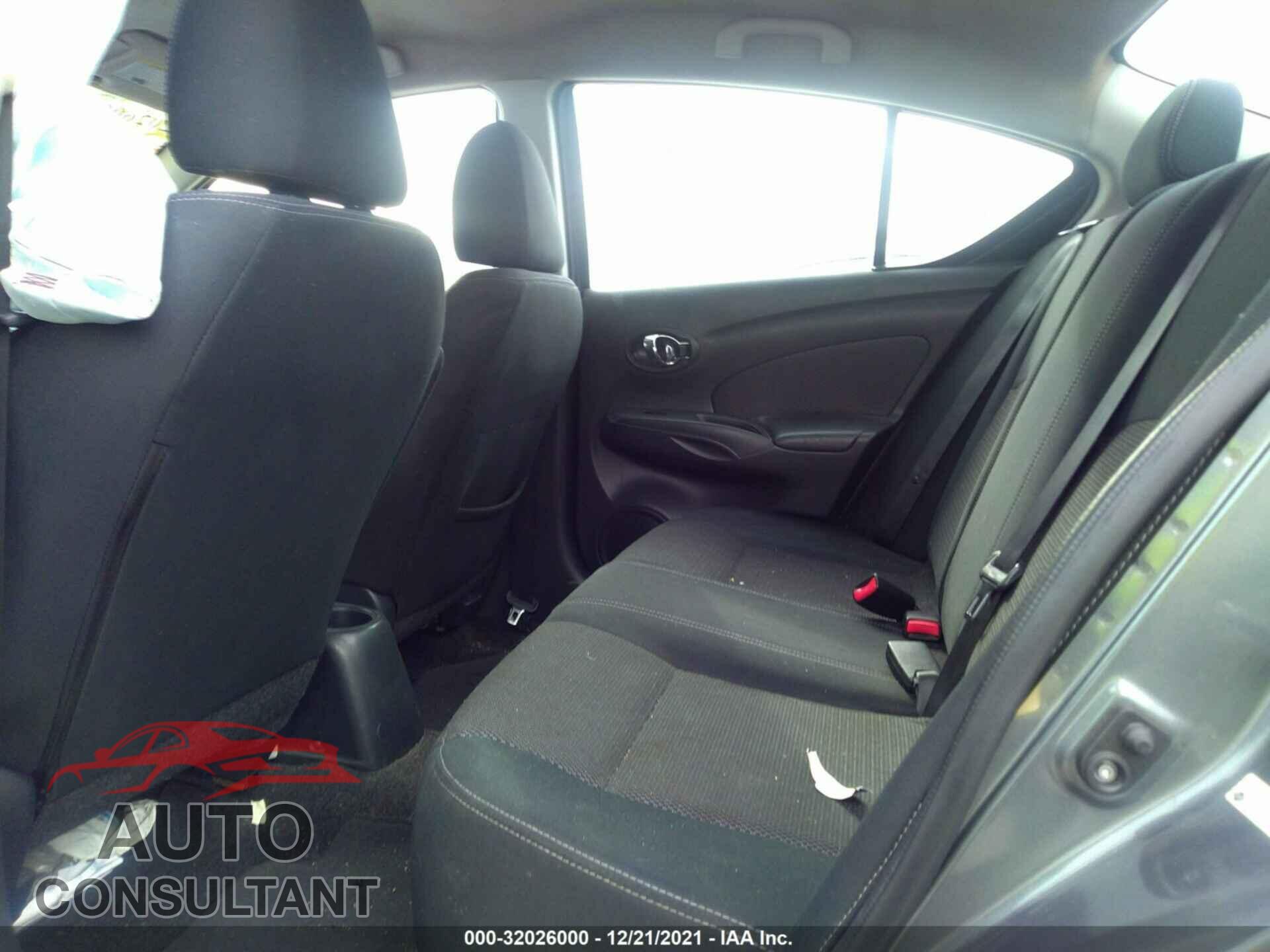 NISSAN VERSA 2016 - 3N1CN7APXGL880210