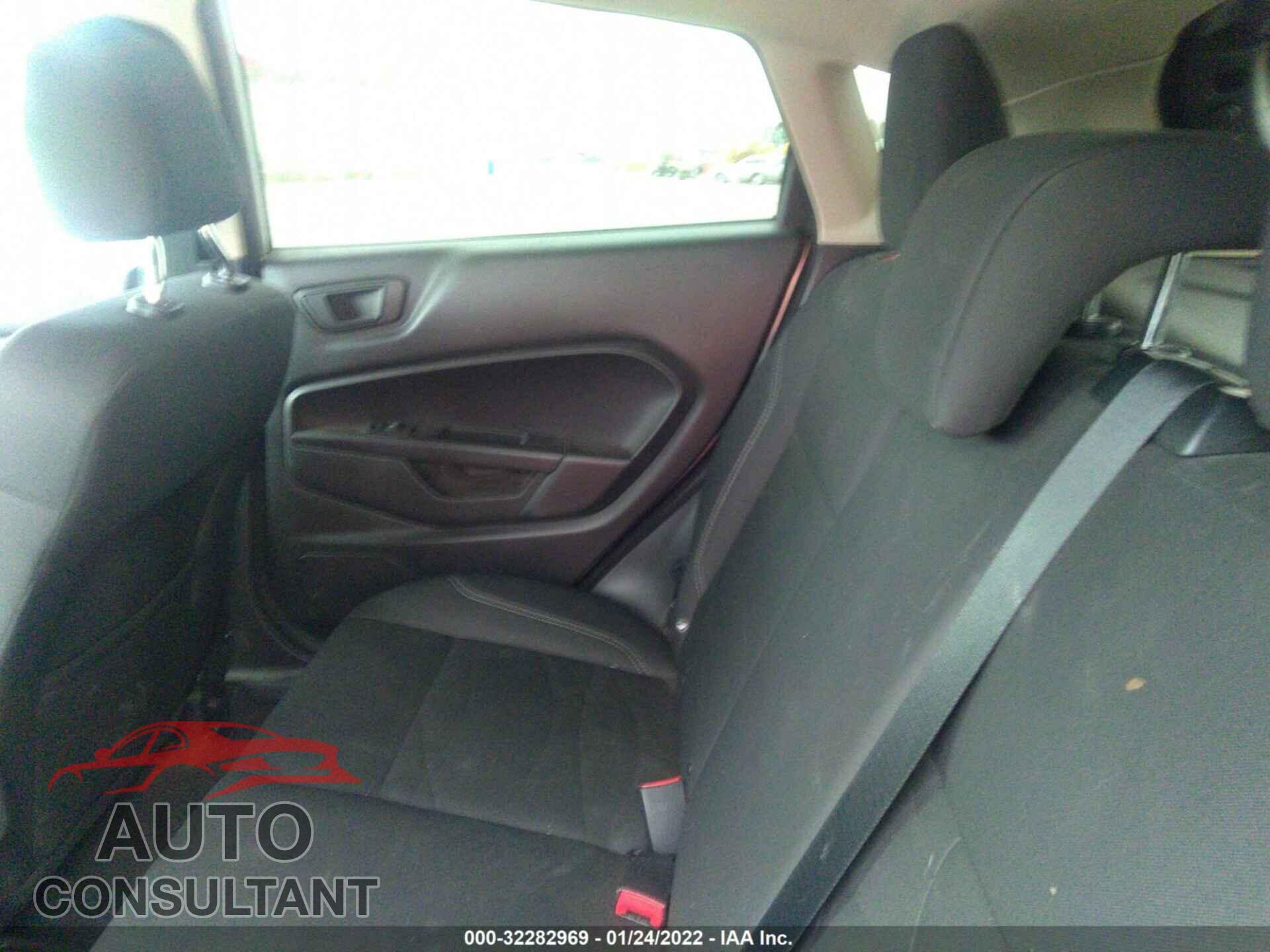 FORD FIESTA 2017 - 3FADP4EJ7HM153155