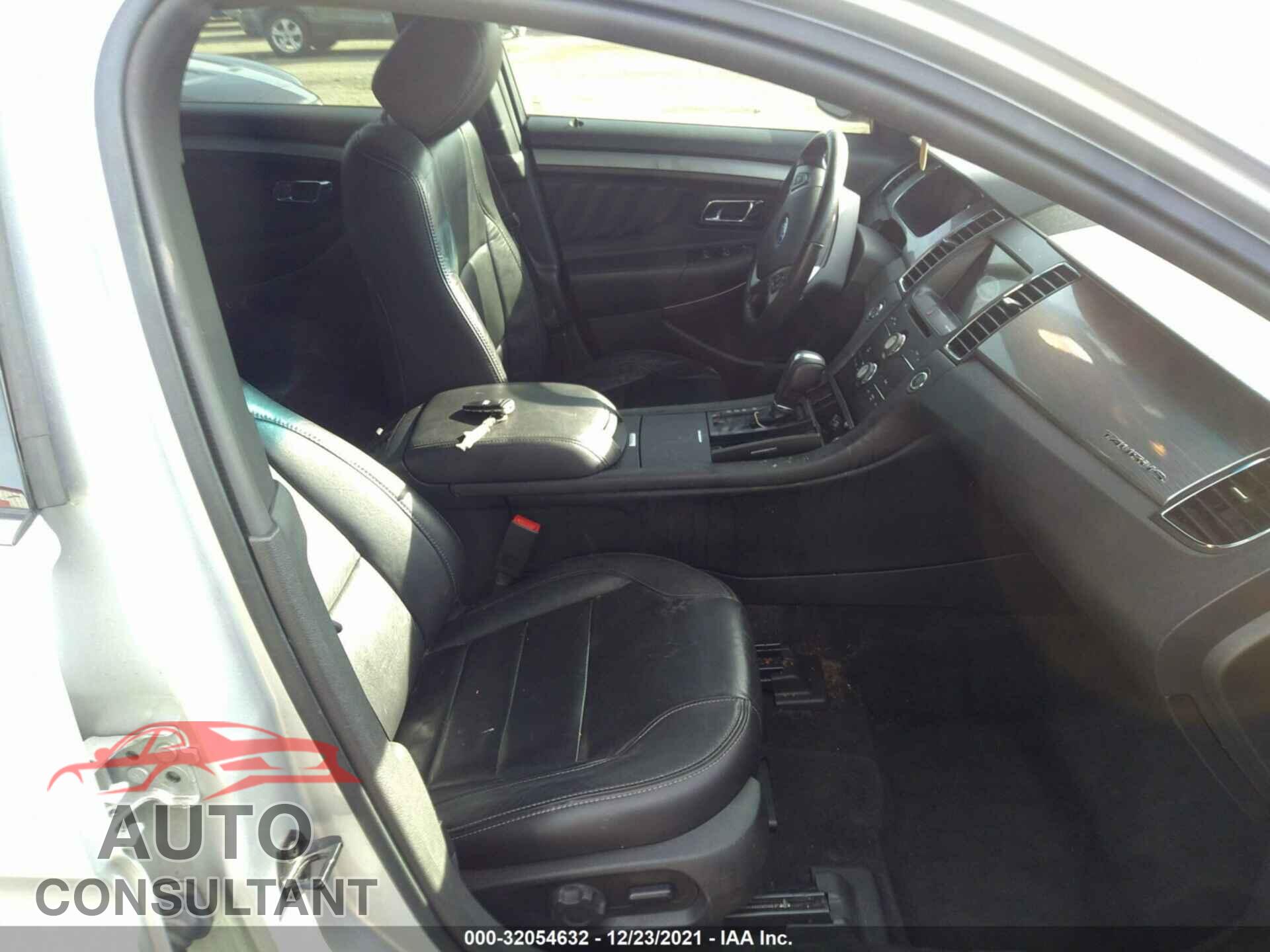 FORD TAURUS 2016 - 1FAHP2E93GG120013