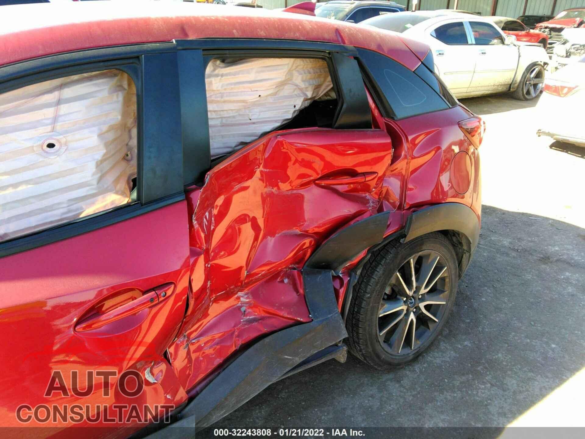 MAZDA CX-3 2017 - JM1DKDC72H0172358