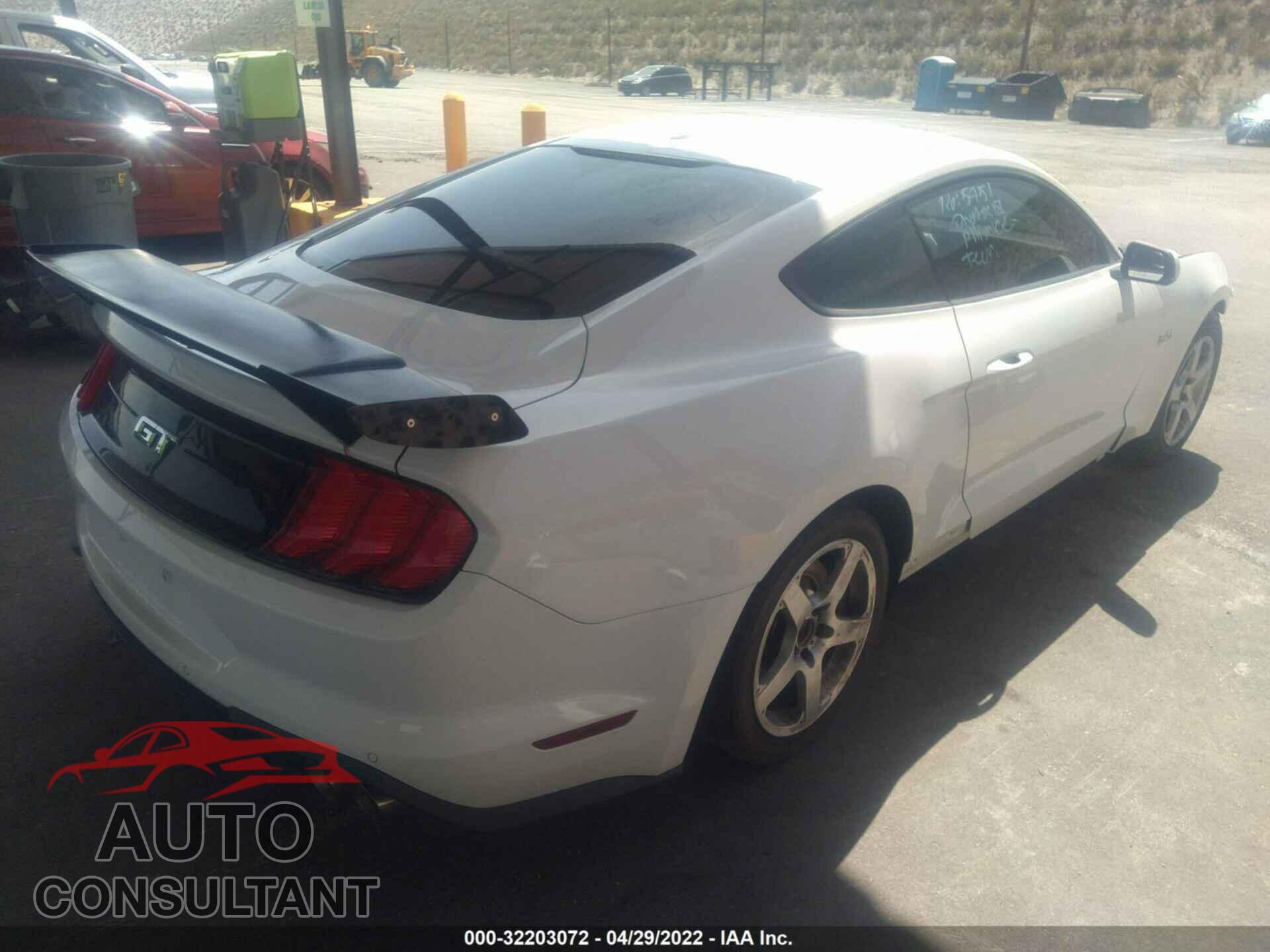 FORD MUSTANG 2018 - 1FA6P8CF2J5136578
