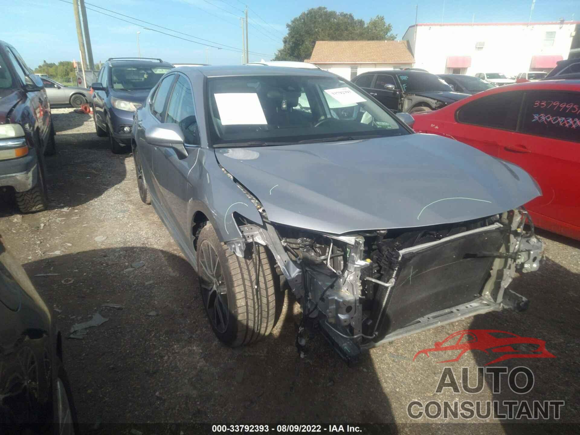 TOYOTA CAMRY 2021 - 4T1G11AKXMU536255