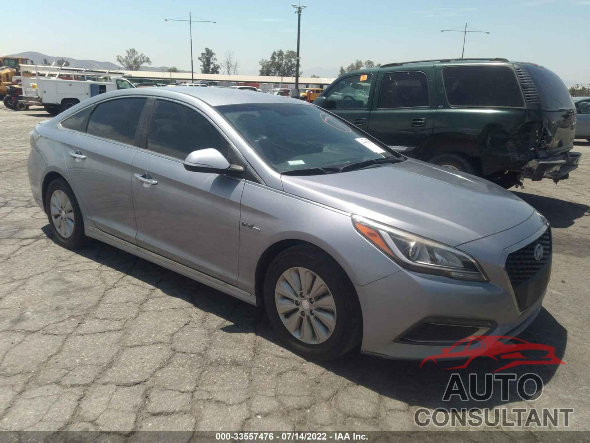 HYUNDAI SONATA HYBRID 2016 - KMHE24L17GA030270