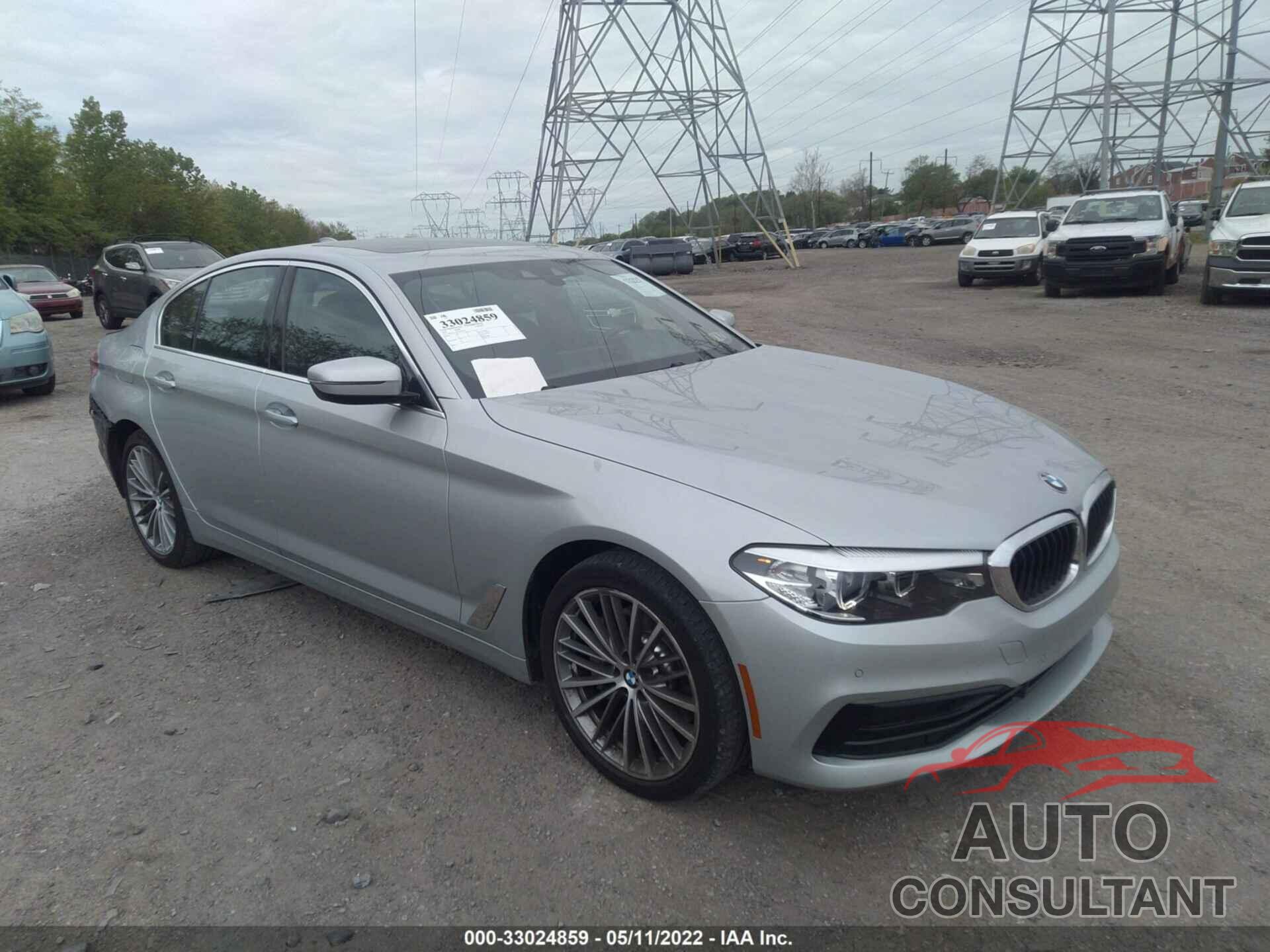 BMW 5 SERIES 2019 - WBAJA7C56KWW22875