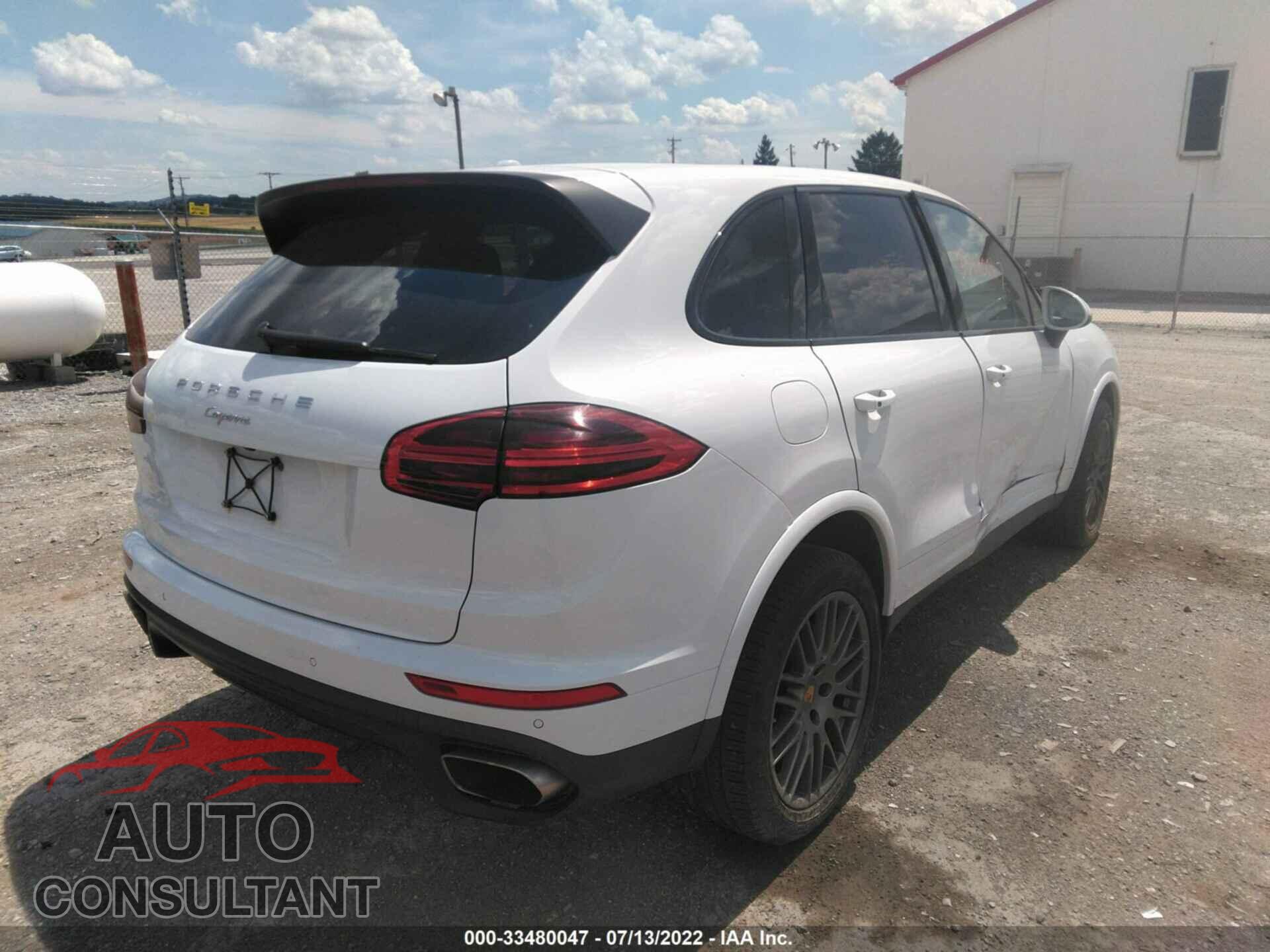 PORSCHE CAYENNE 2017 - WP1AA2A25HKA86286