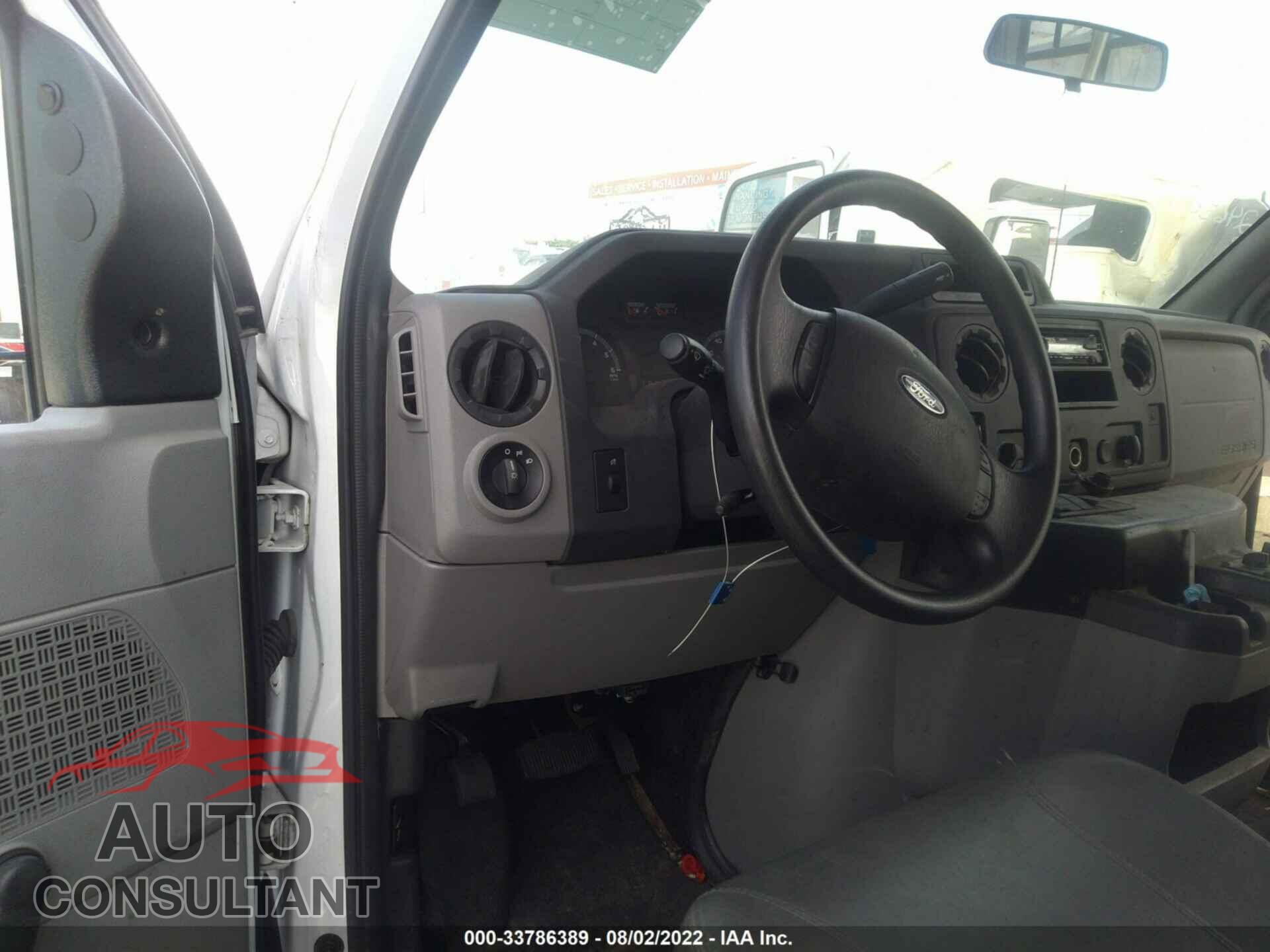 FORD E-SERIES CUTAWAY 2017 - 1FDEE3FS0HDC52820