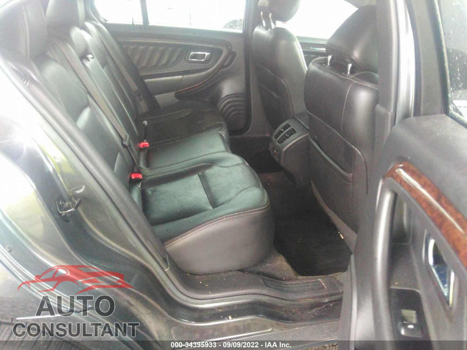 FORD TAURUS 2017 - 1FAHP2F8XHG120842