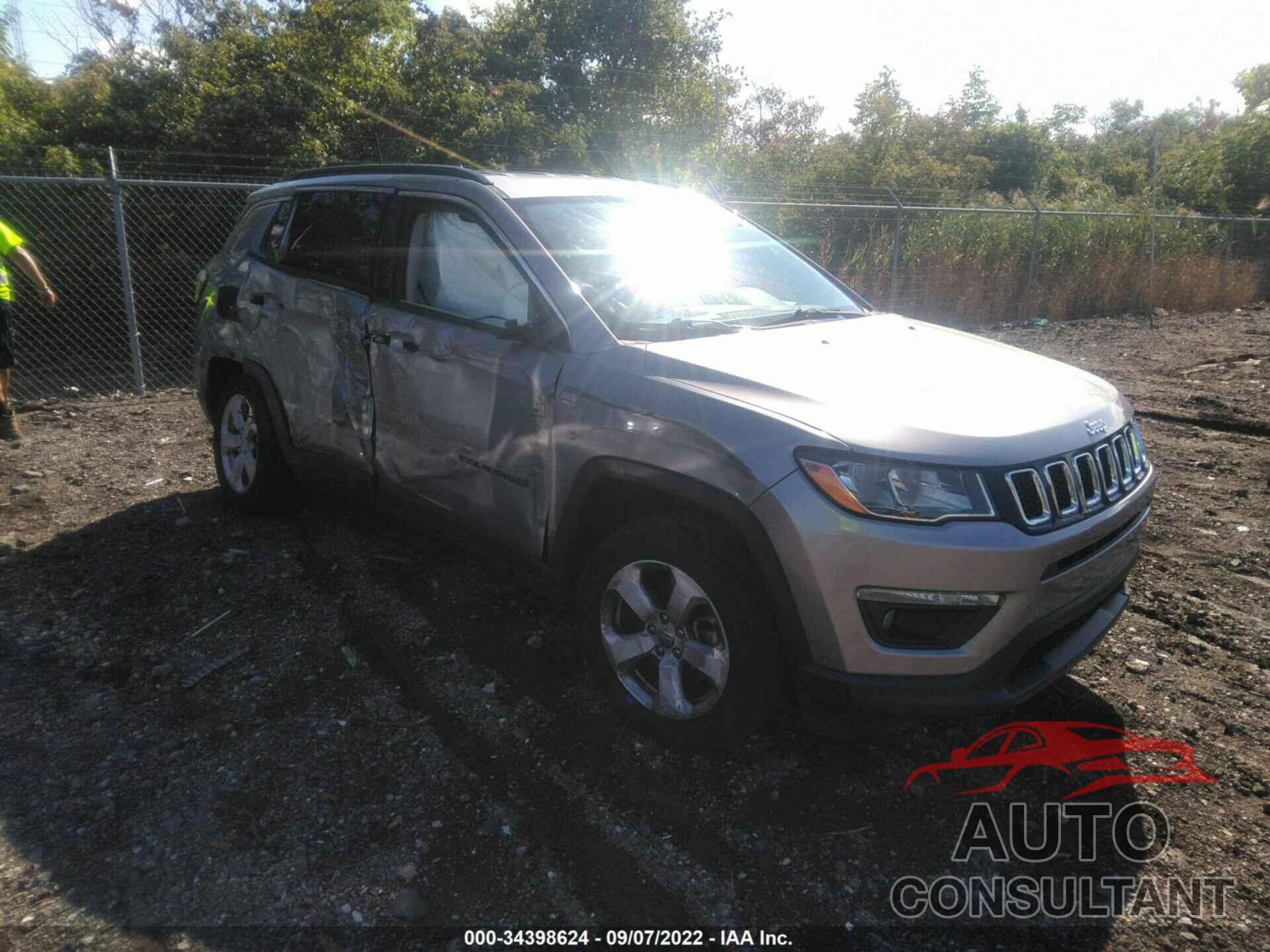 JEEP COMPASS 2018 - 3C4NJDBB7JT479210