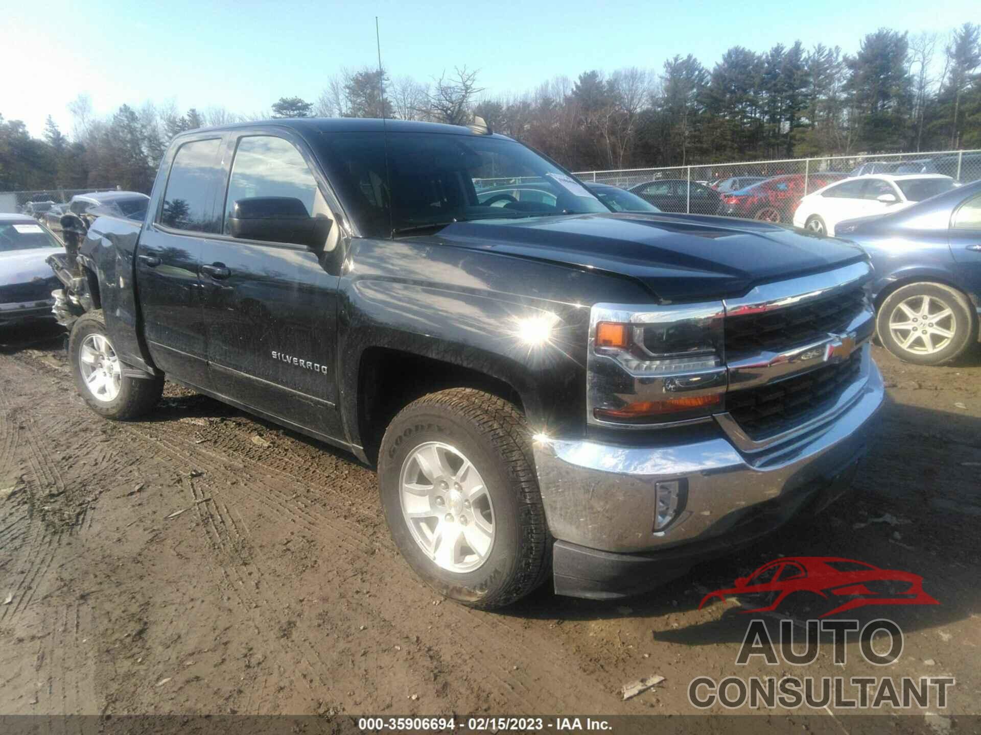 CHEVROLET SILVERADO 1500 2018 - 1GCVKREC9JZ362445