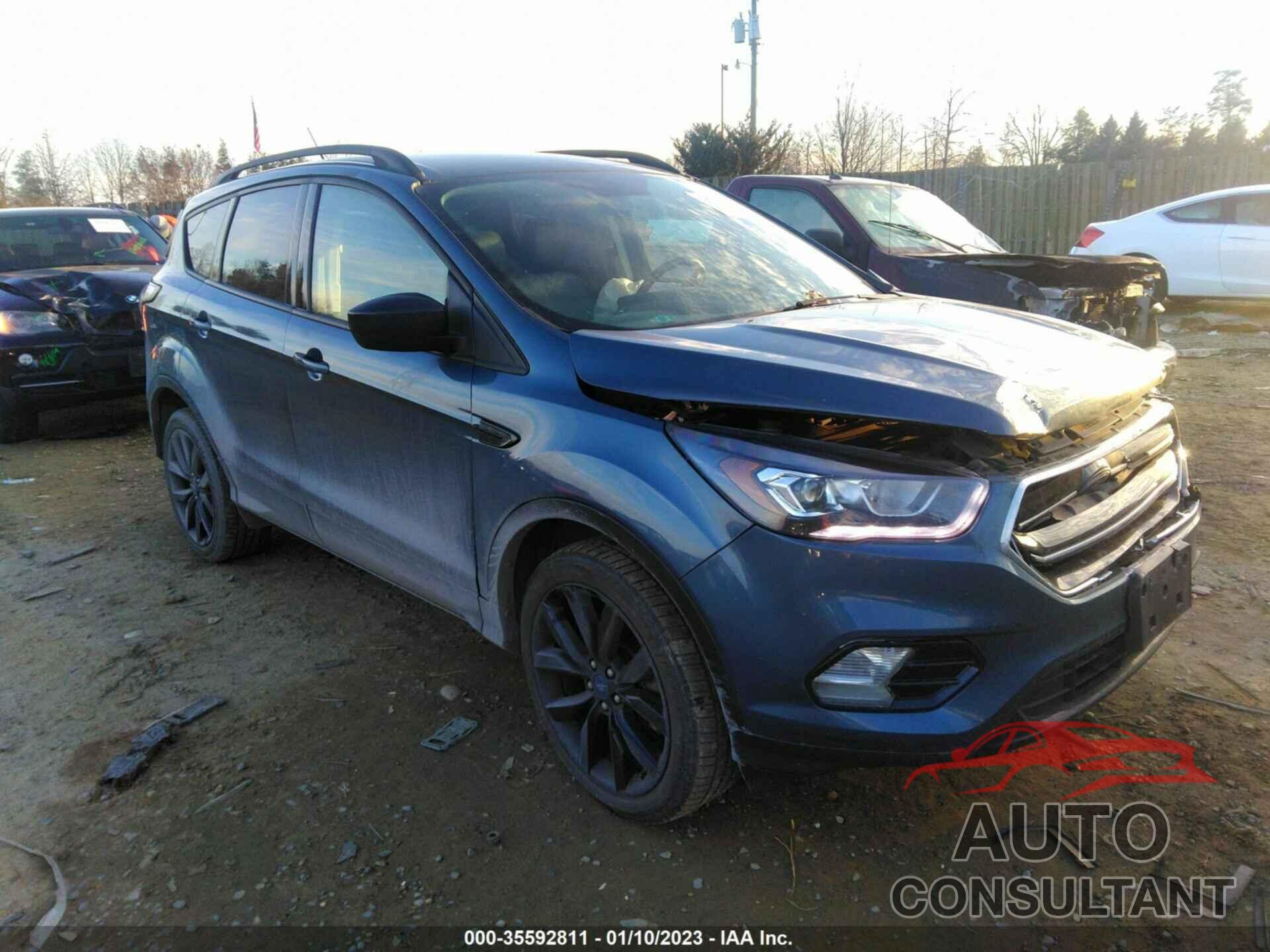 FORD ESCAPE 2018 - 1FMCU9GD4JUB98165