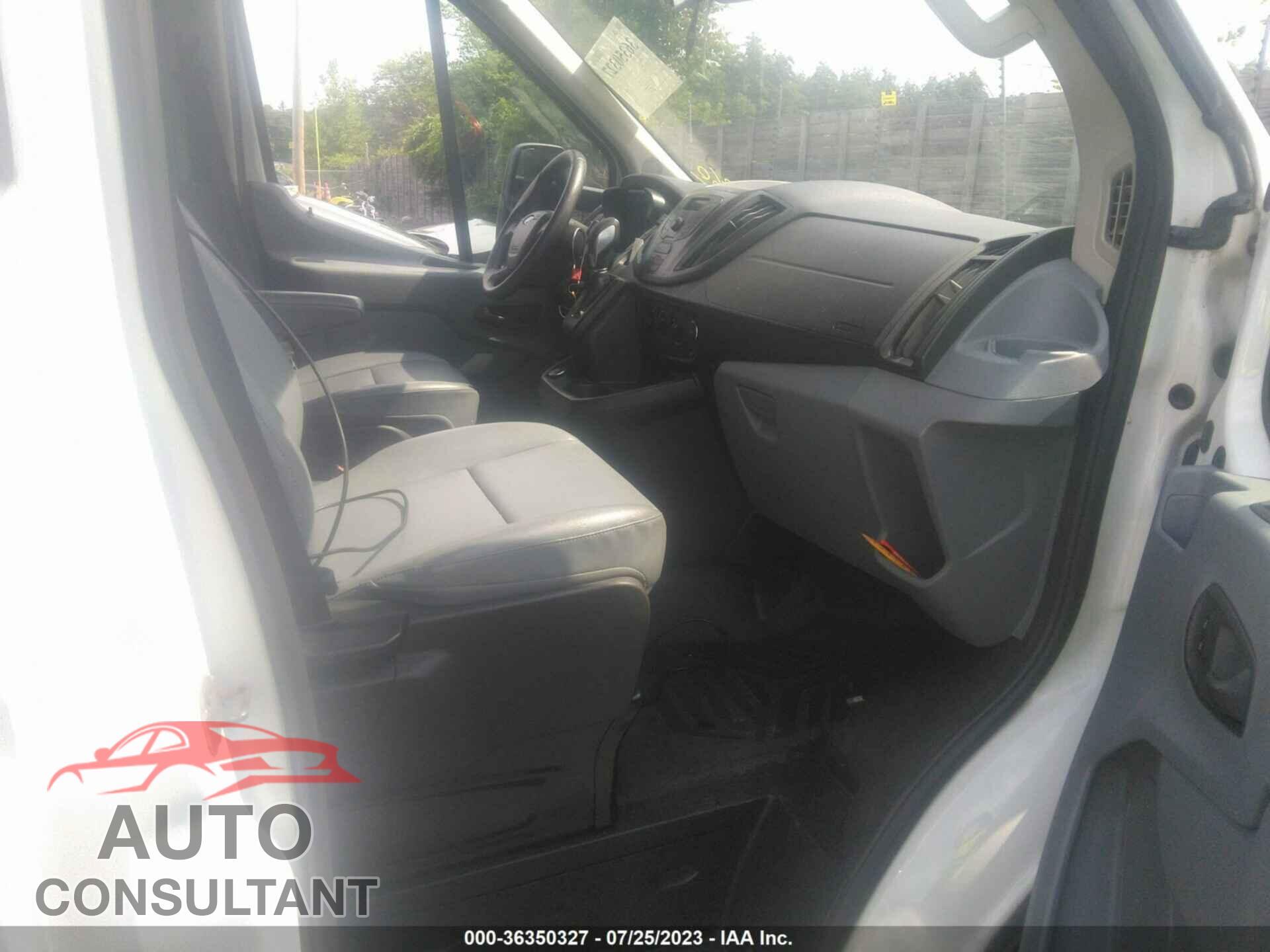 FORD TRANSIT-150 2017 - 1FTYE2CM3HKA31435