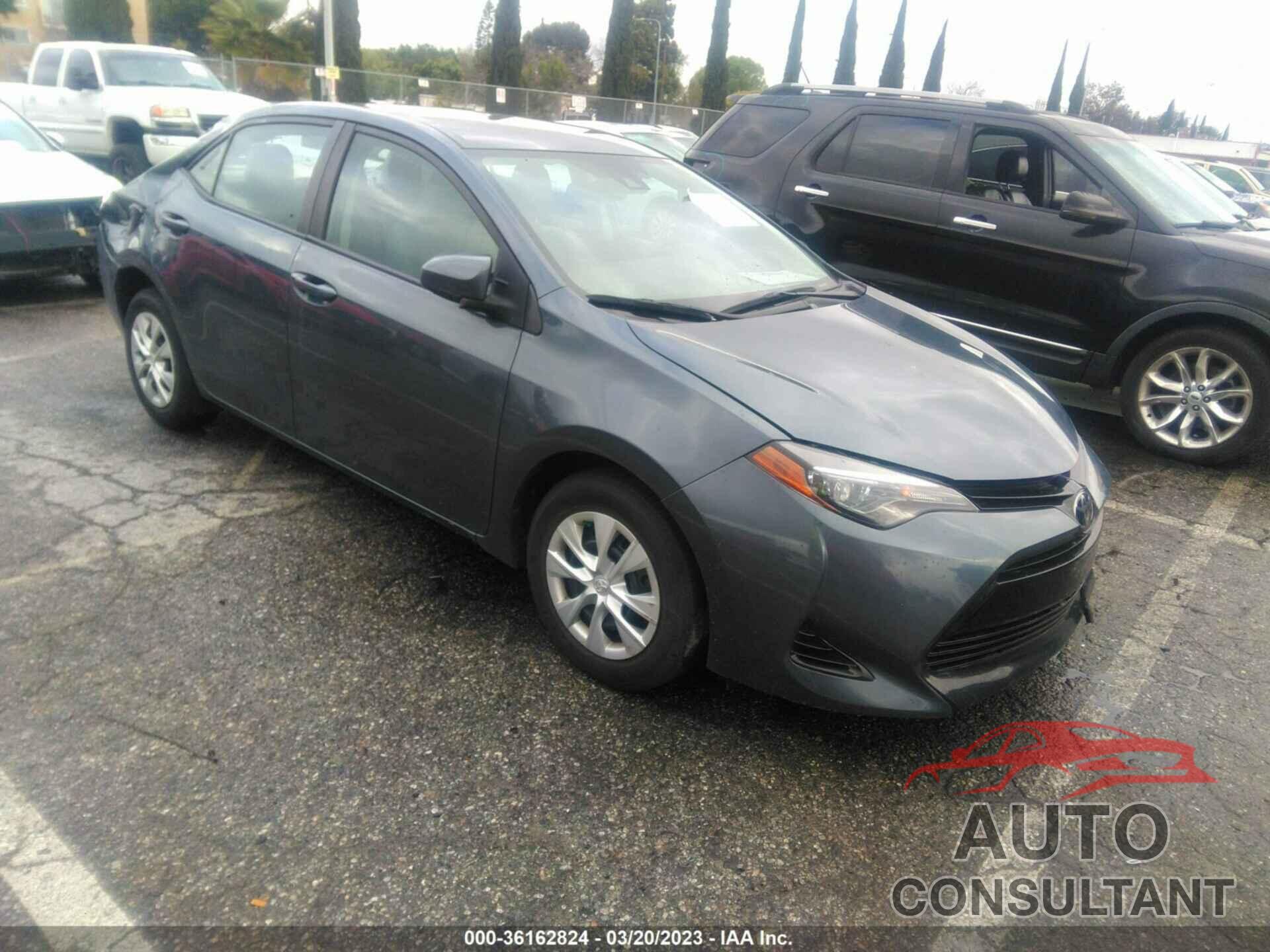 TOYOTA COROLLA 2018 - 2T1BURHE6JC059434