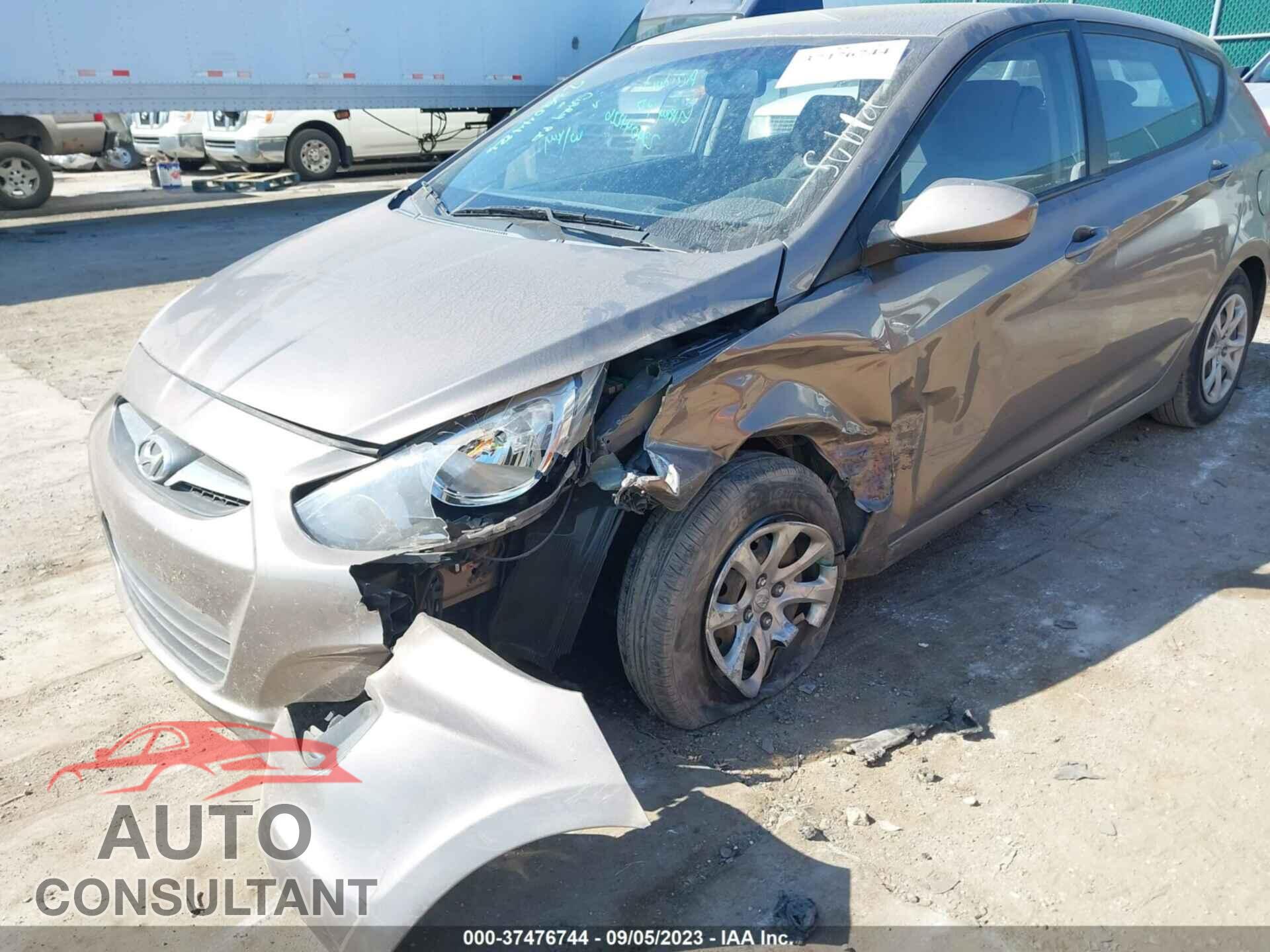 HYUNDAI ACCENT 2012 - KMHCT5AE1CU044805