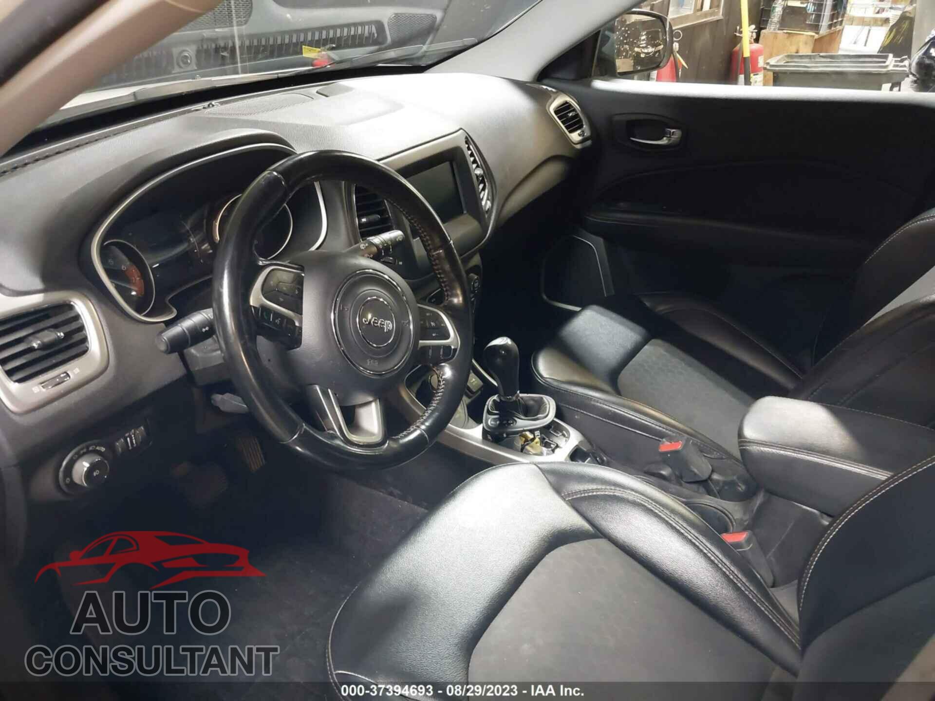 JEEP COMPASS 2020 - 3C4NJDBB5LT116889