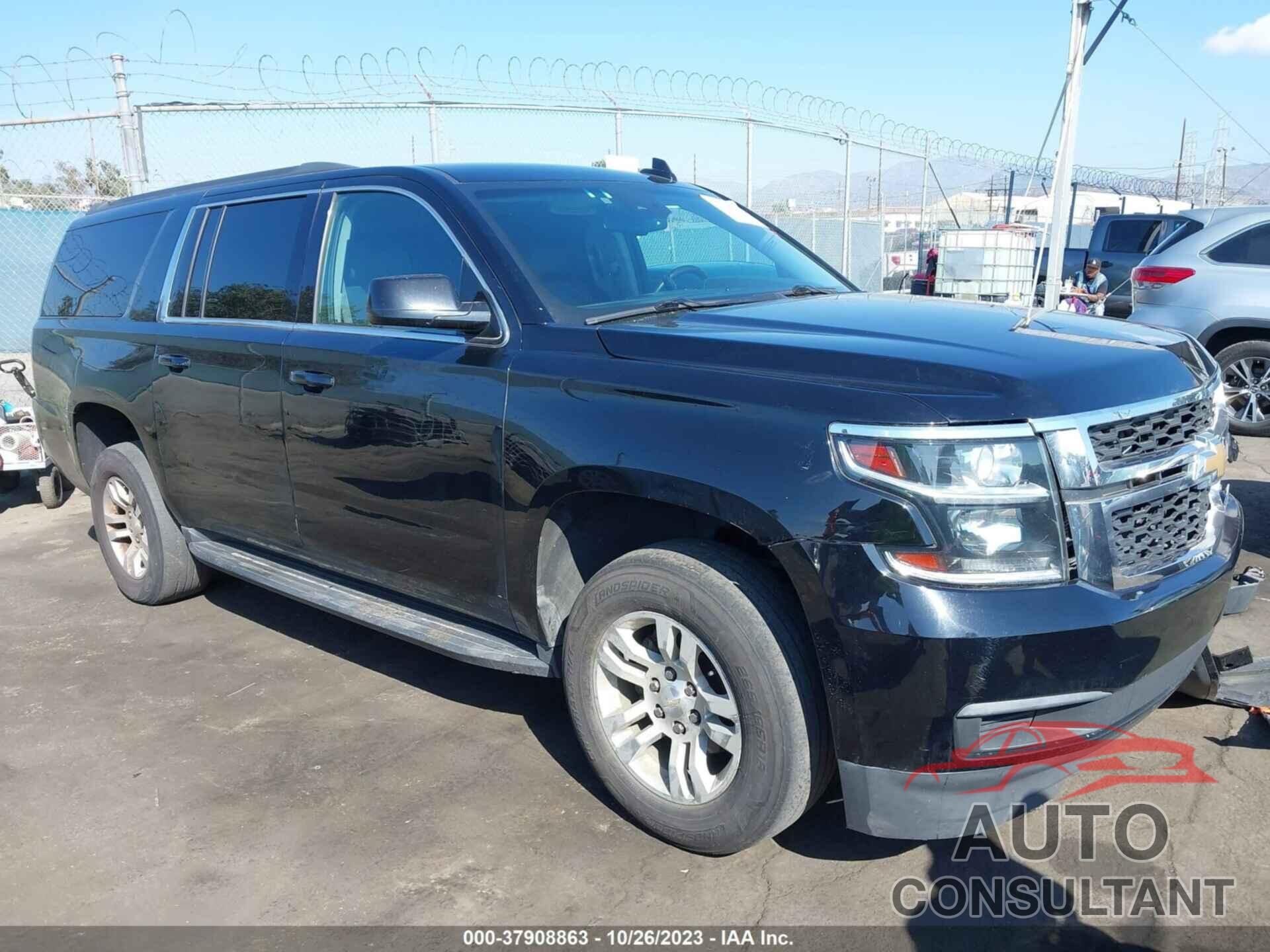 CHEVROLET SUBURBAN 2016 - 1GNSCHKC1GR465583