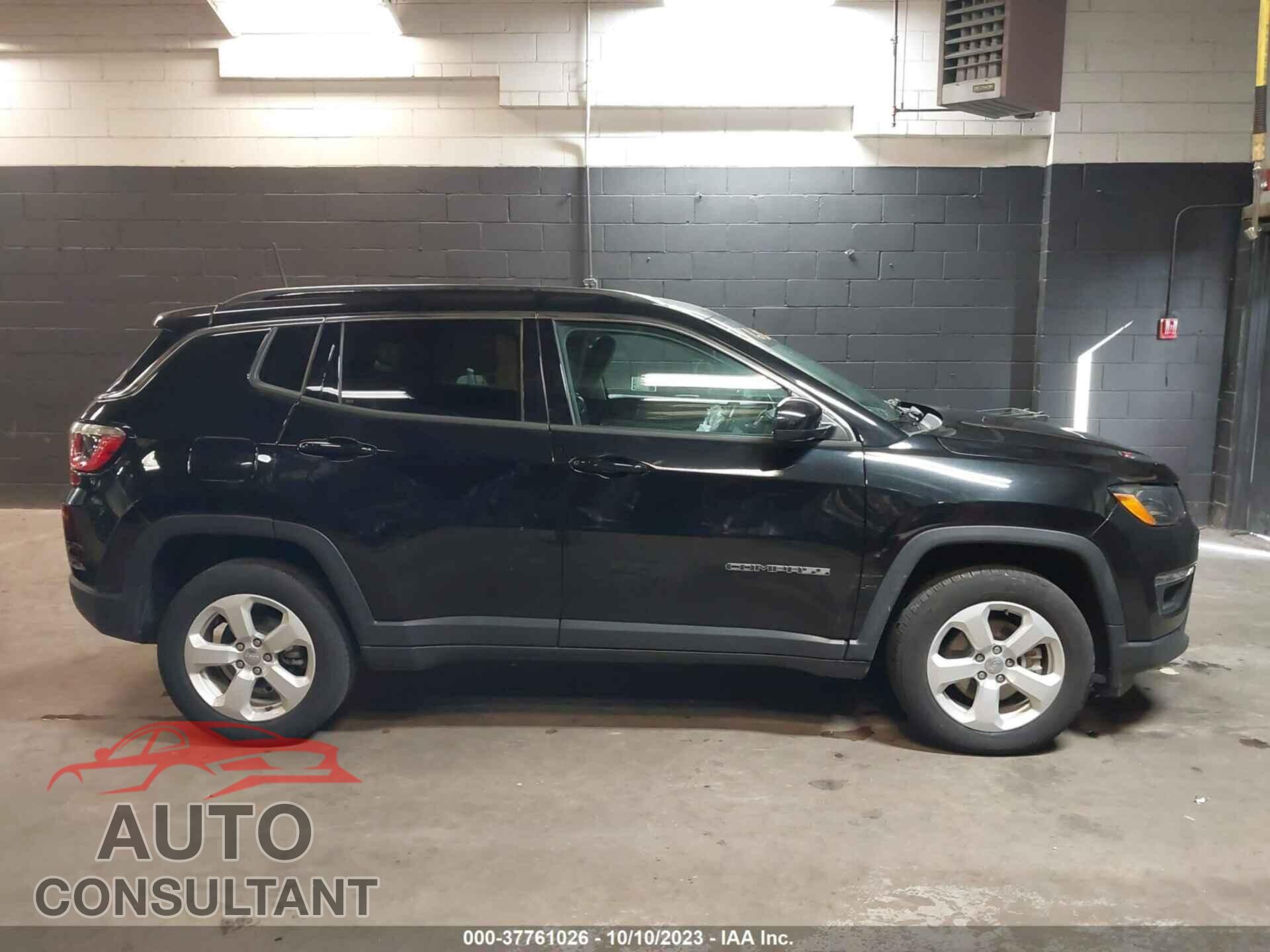JEEP COMPASS 2020 - 3C4NJDBB9LT100467