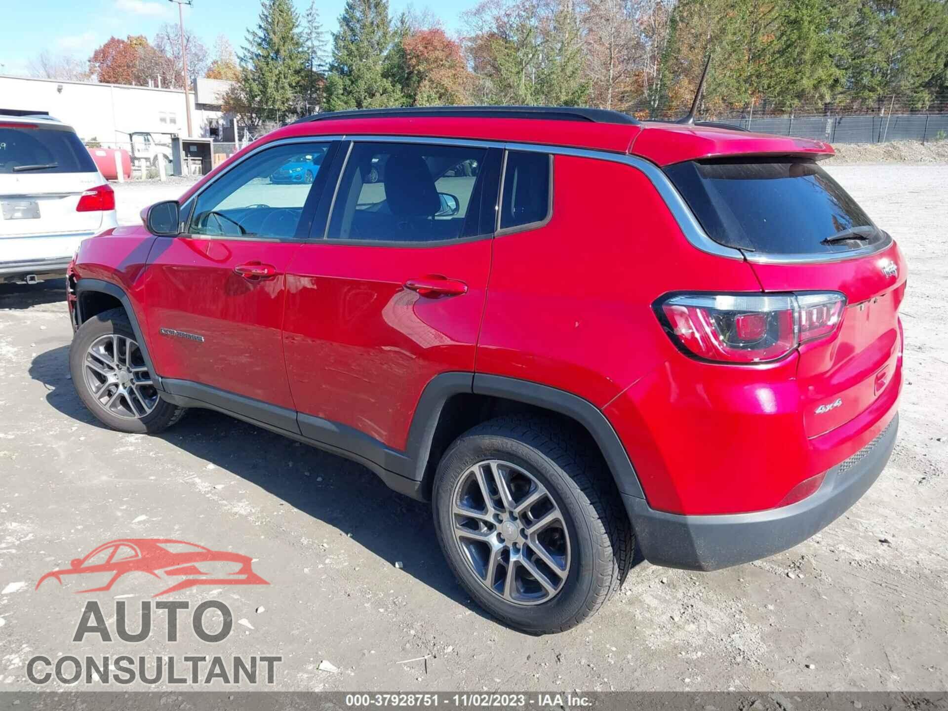 JEEP COMPASS 2018 - 3C4NJDBB0JT103514