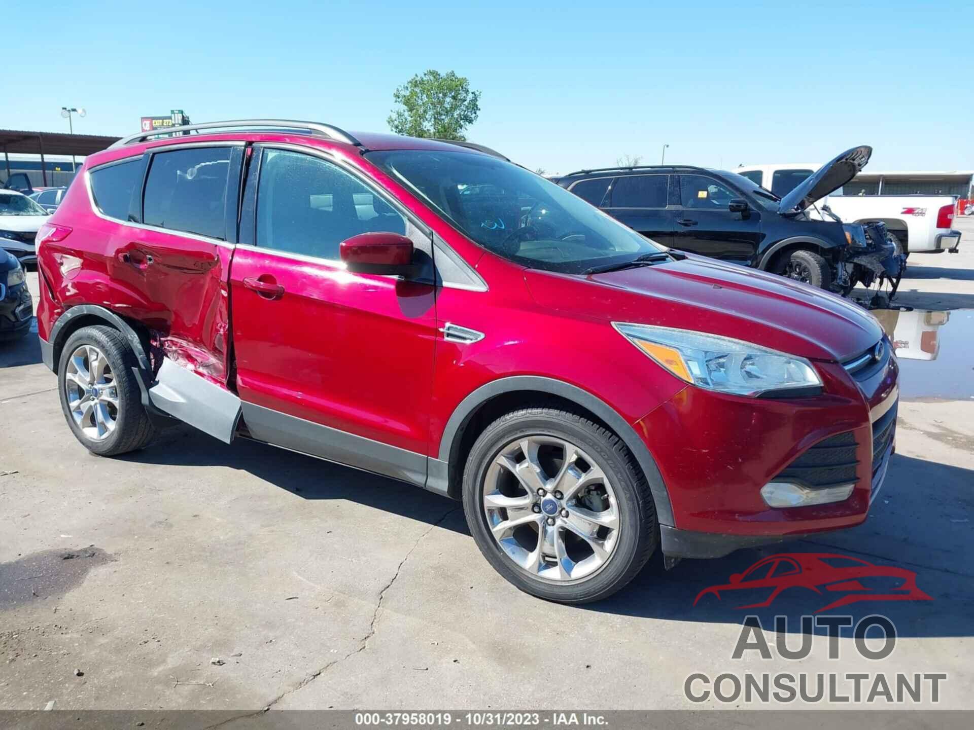 FORD ESCAPE 2016 - 1FMCU0GXXGUB14851