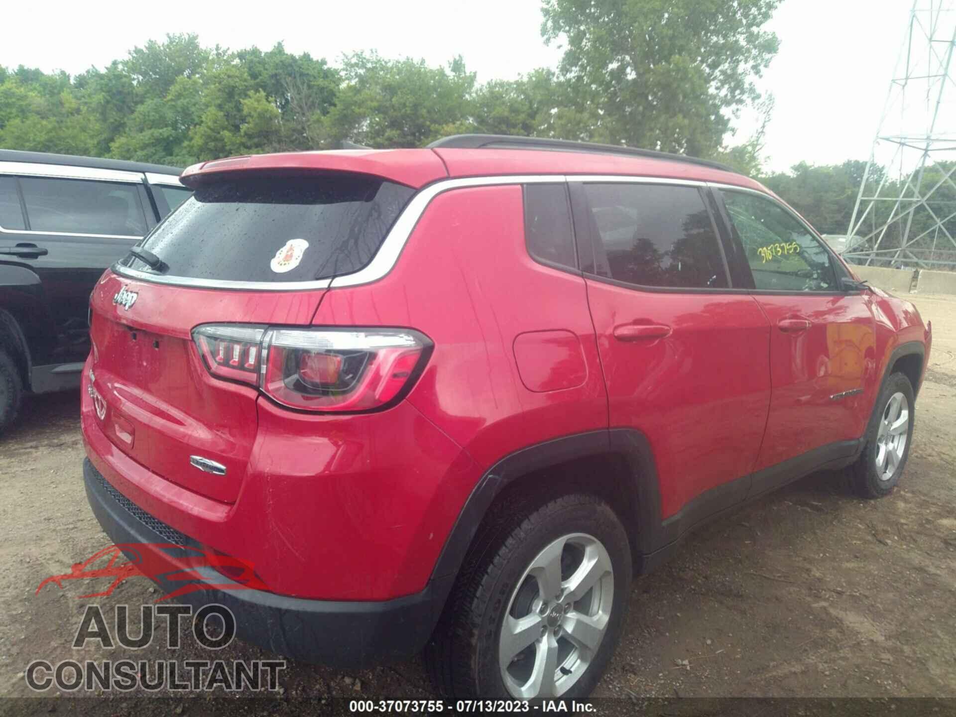 JEEP COMPASS 2018 - 3C4NJDBB1JT333496