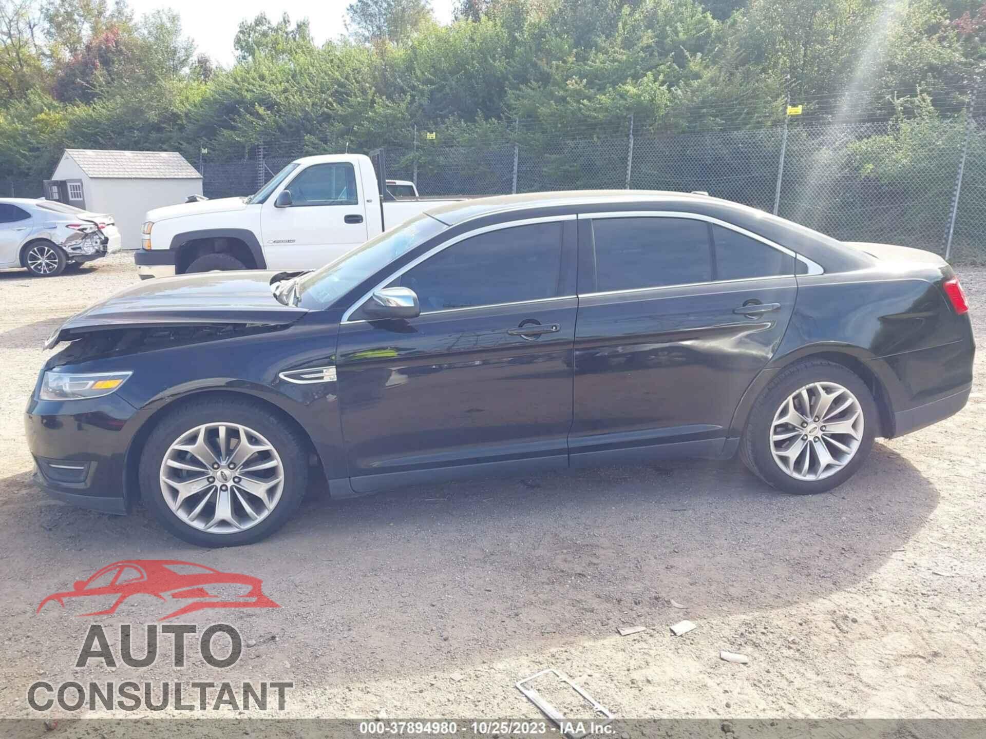 FORD TAURUS 2016 - 1FAHP2F82GG110742
