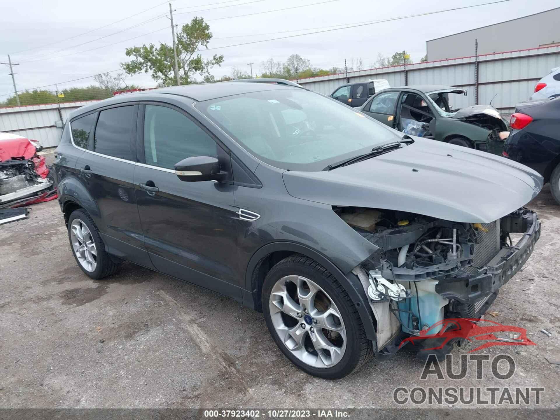 FORD ESCAPE 2015 - 1FMCU0JX4FUA99609