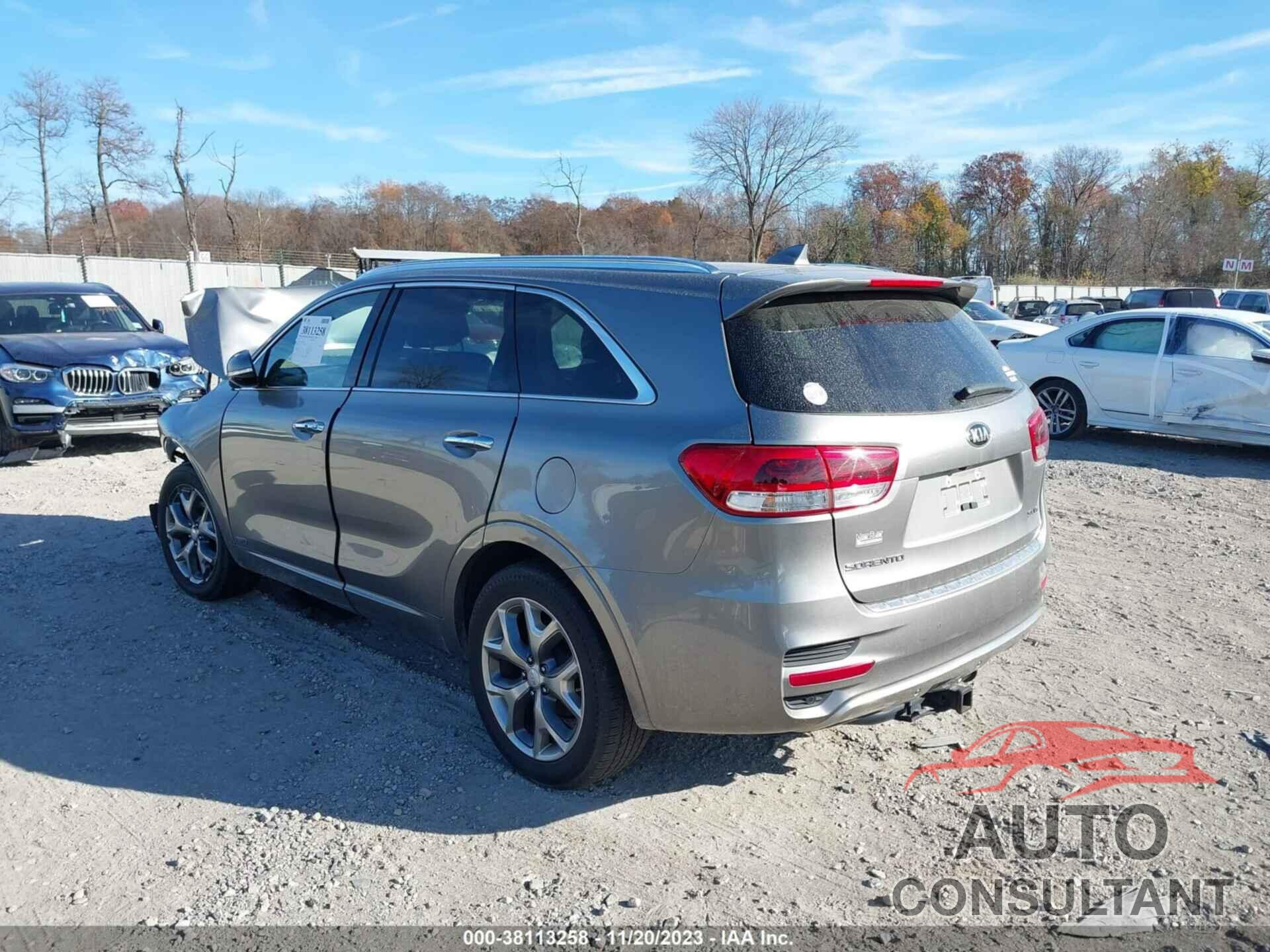 KIA SORENTO 2017 - 5XYPKDA56HG324361