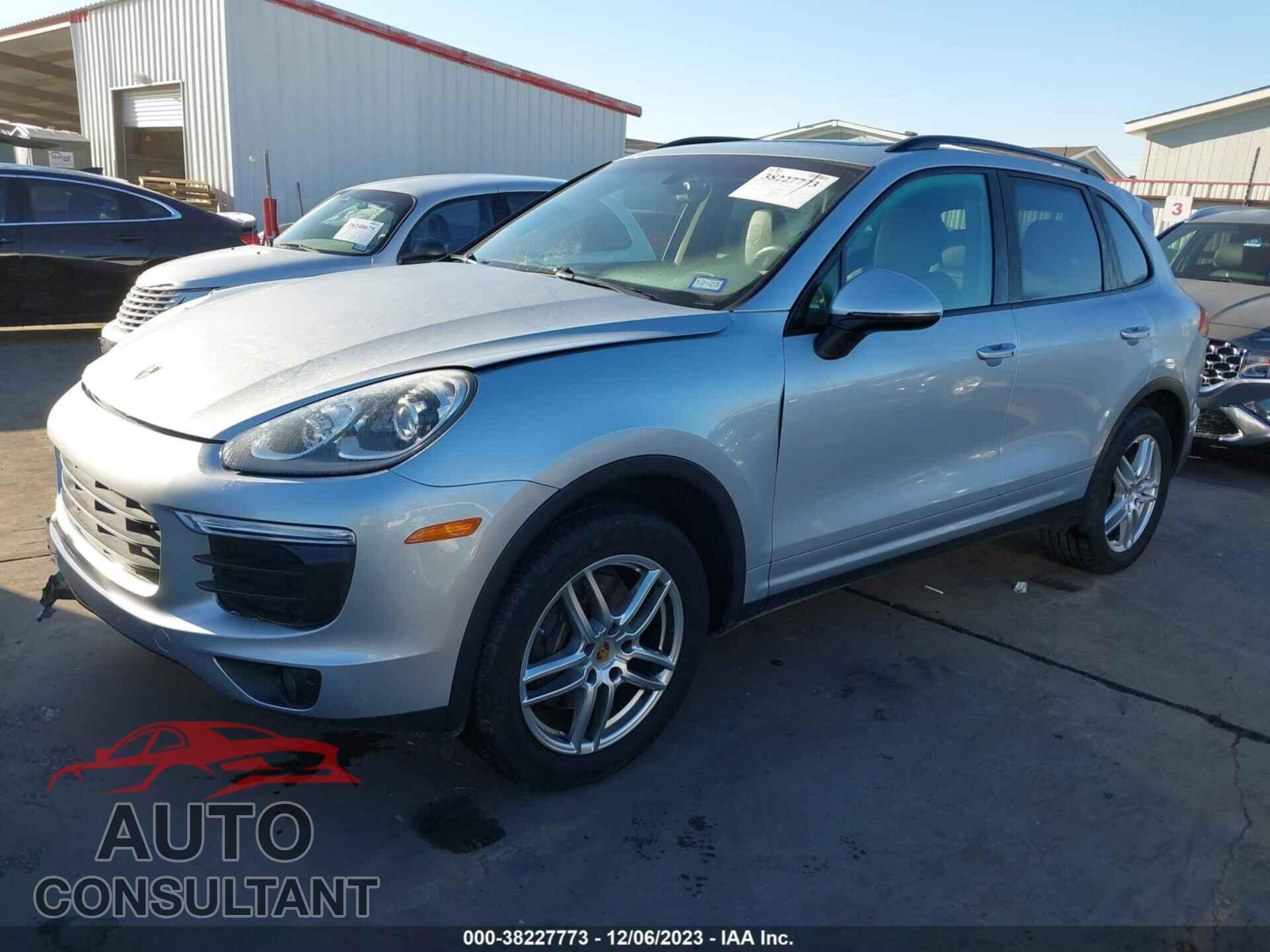 PORSCHE CAYENNE 2016 - WP1AA2A2XGKA14207