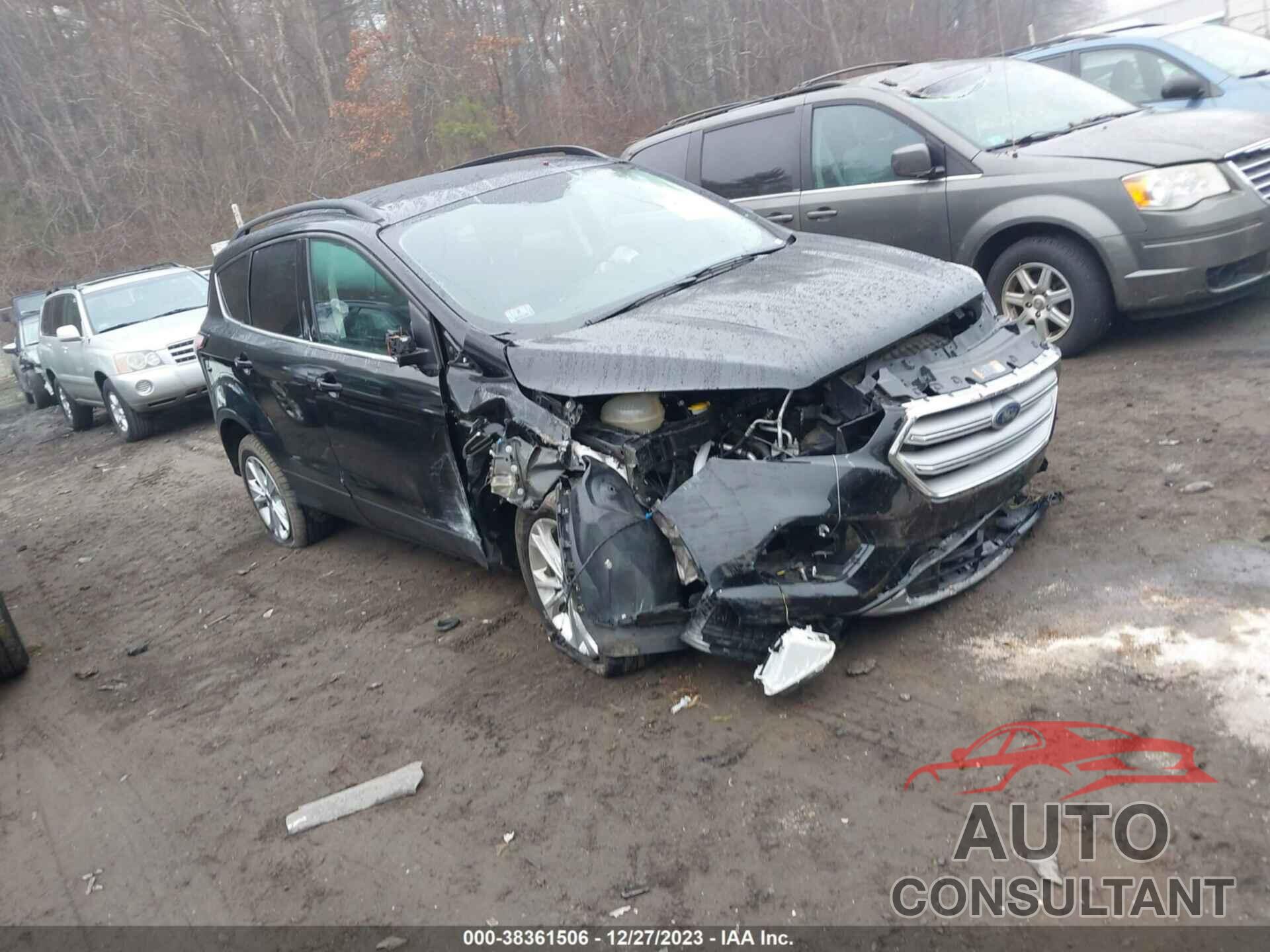 FORD ESCAPE 2018 - 1FMCU9HD0JUC44248
