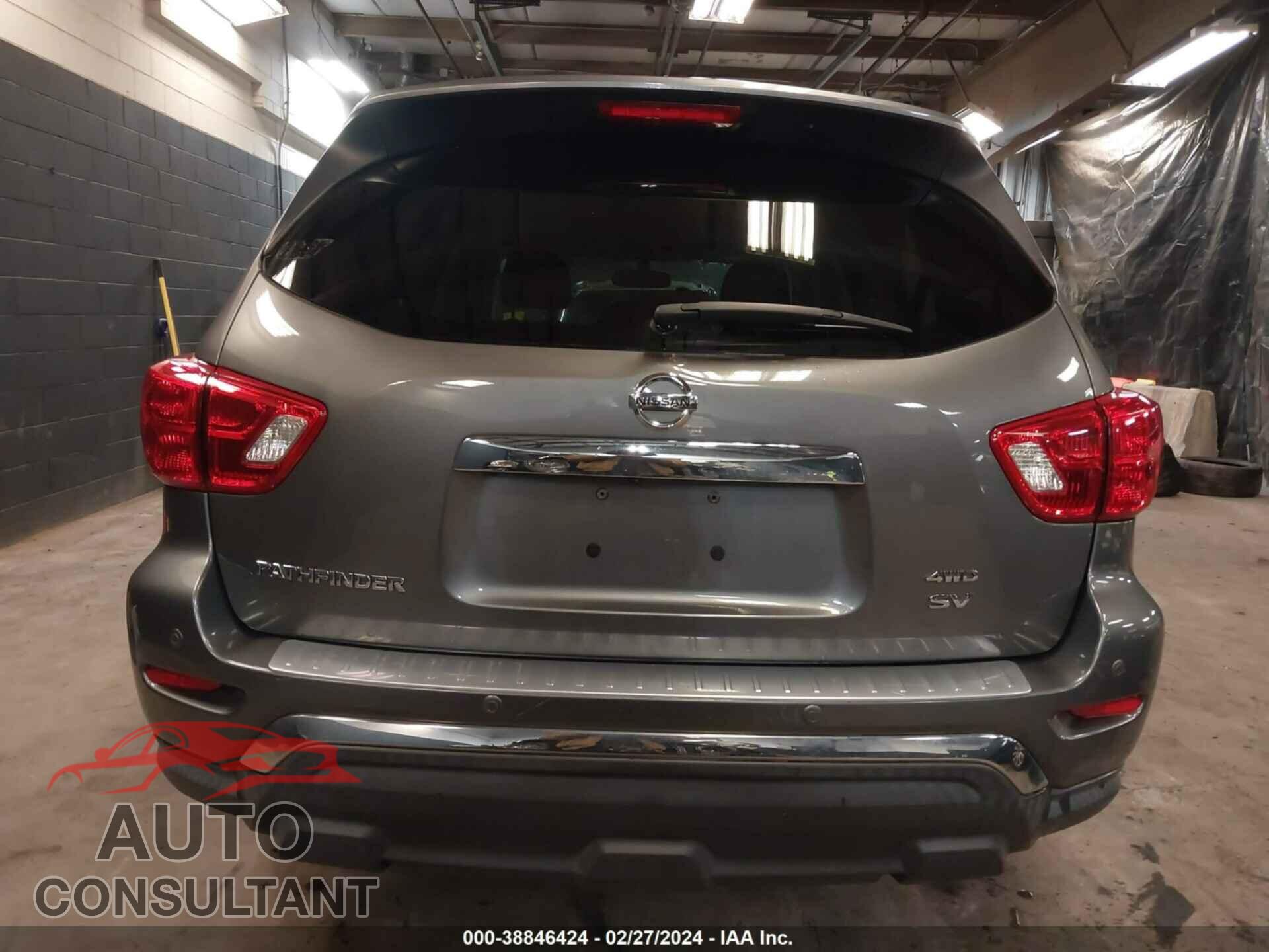 NISSAN PATHFINDER 2017 - 5N1DR2MM4HC657342