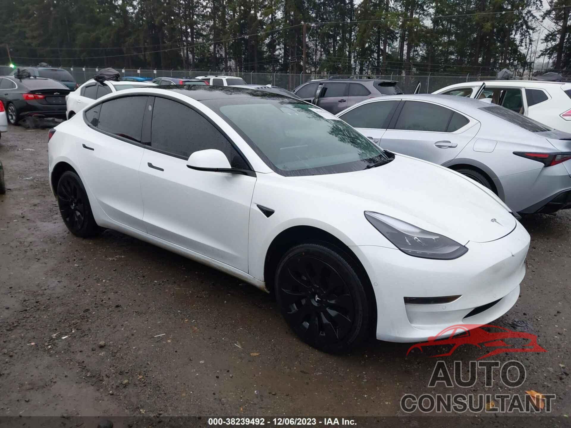 TESLA MODEL 3 2022 - 5YJ3E1EA4NF236682