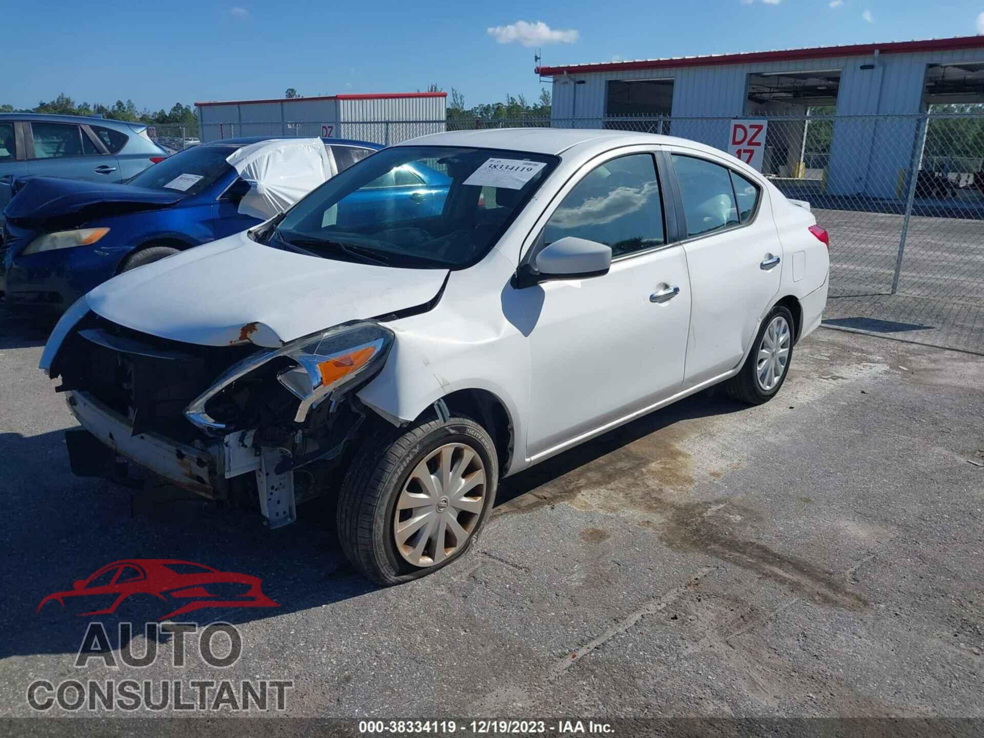 NISSAN VERSA 2017 - 3N1CN7AP7HL839132
