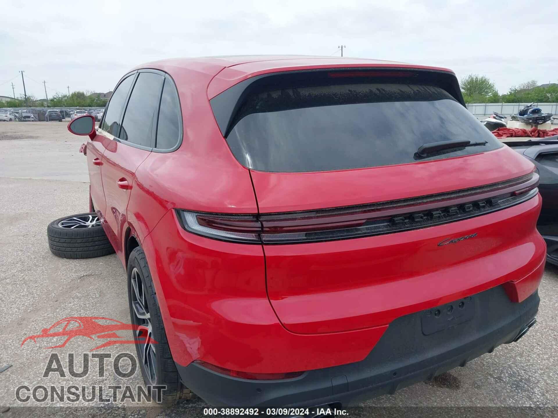 PORSCHE CAYENNE 2024 - WP1AA2AY5RDA02039