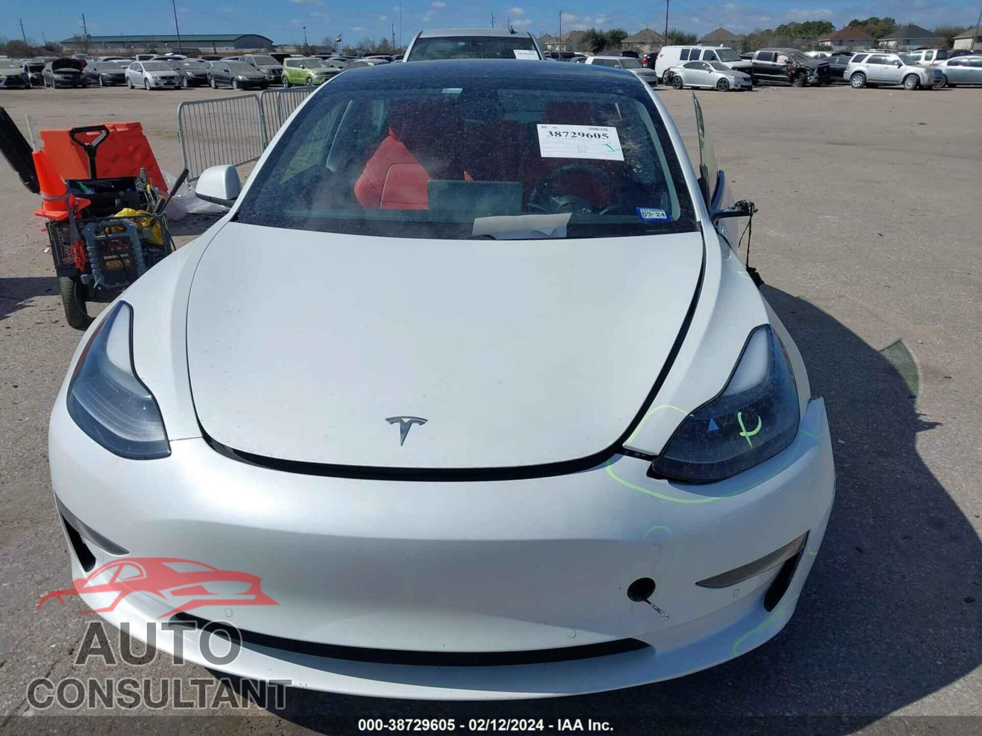 TESLA MODEL 3 2021 - 5YJ3E1EA4MF921702