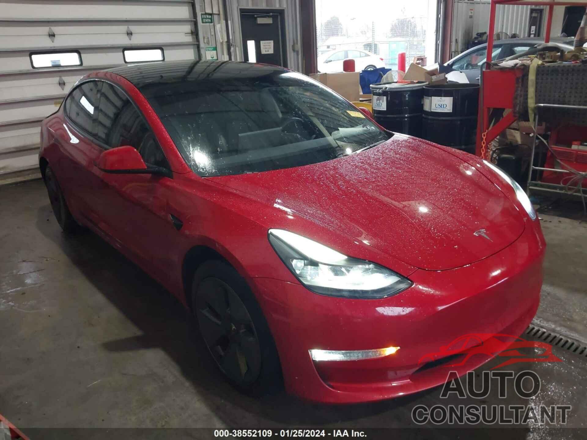 TESLA MODEL 3 2021 - 5YJ3E1EB6MF902903