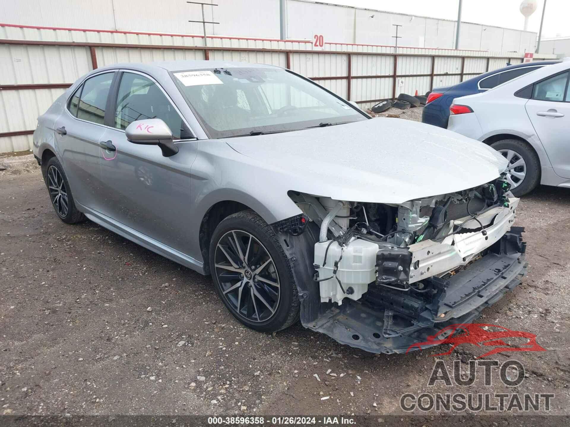 TOYOTA CAMRY 2021 - 4T1G11AK9MU439175