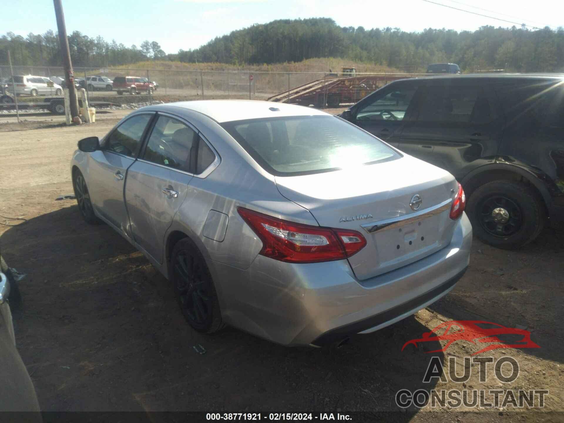 NISSAN ALTIMA 2017 - 1N4AL3AP8HC196715