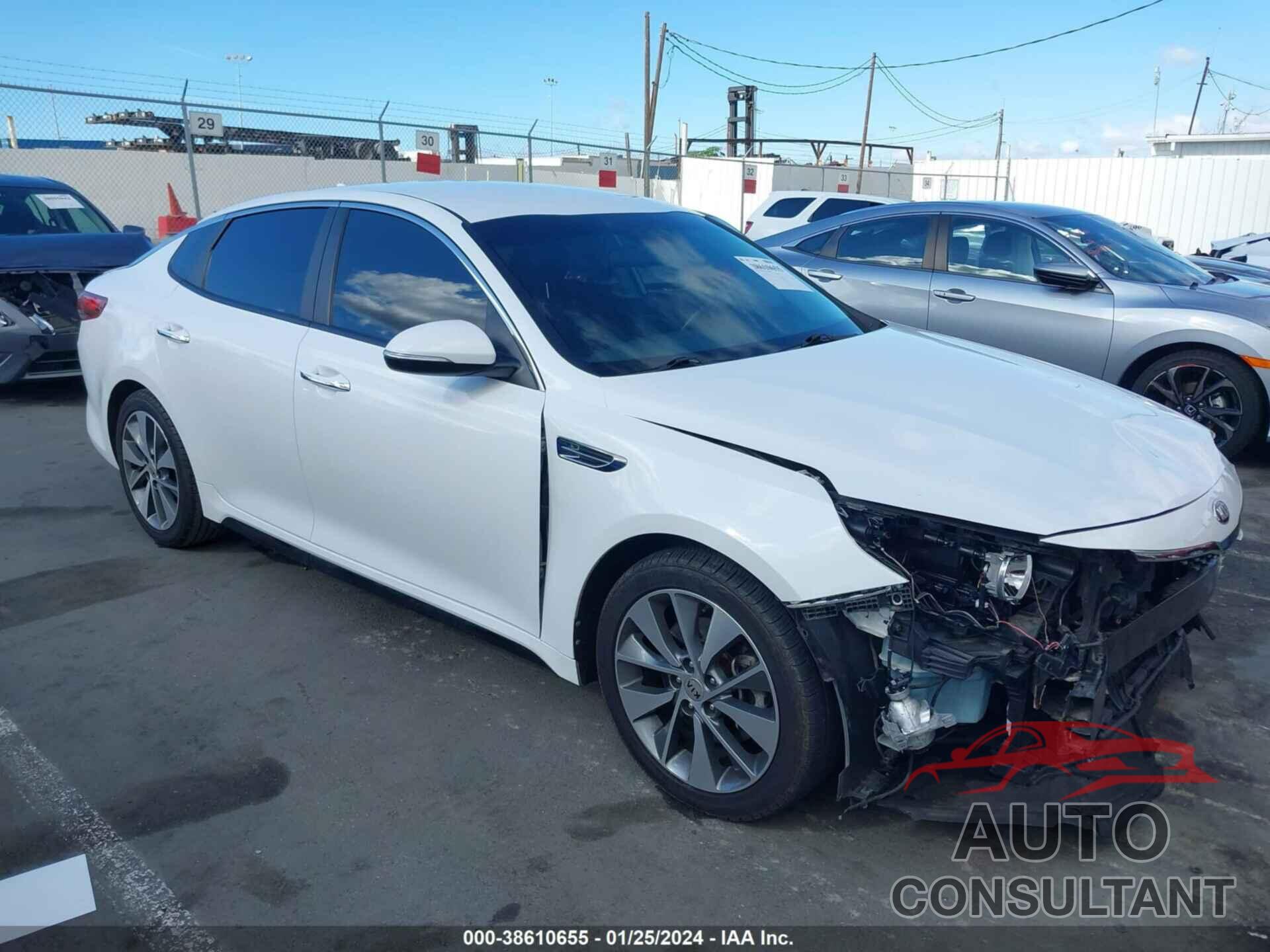 KIA OPTIMA 2018 - 5XXGT4L32JG255137