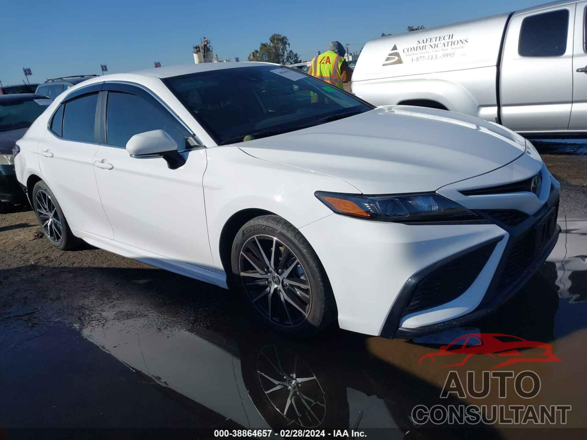 TOYOTA CAMRY 2023 - 4T1G11AK1PU773494