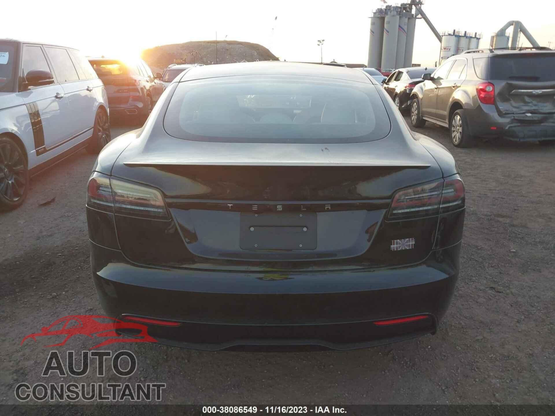TESLA MODEL S 2023 - 5YJSA1E68PF507085