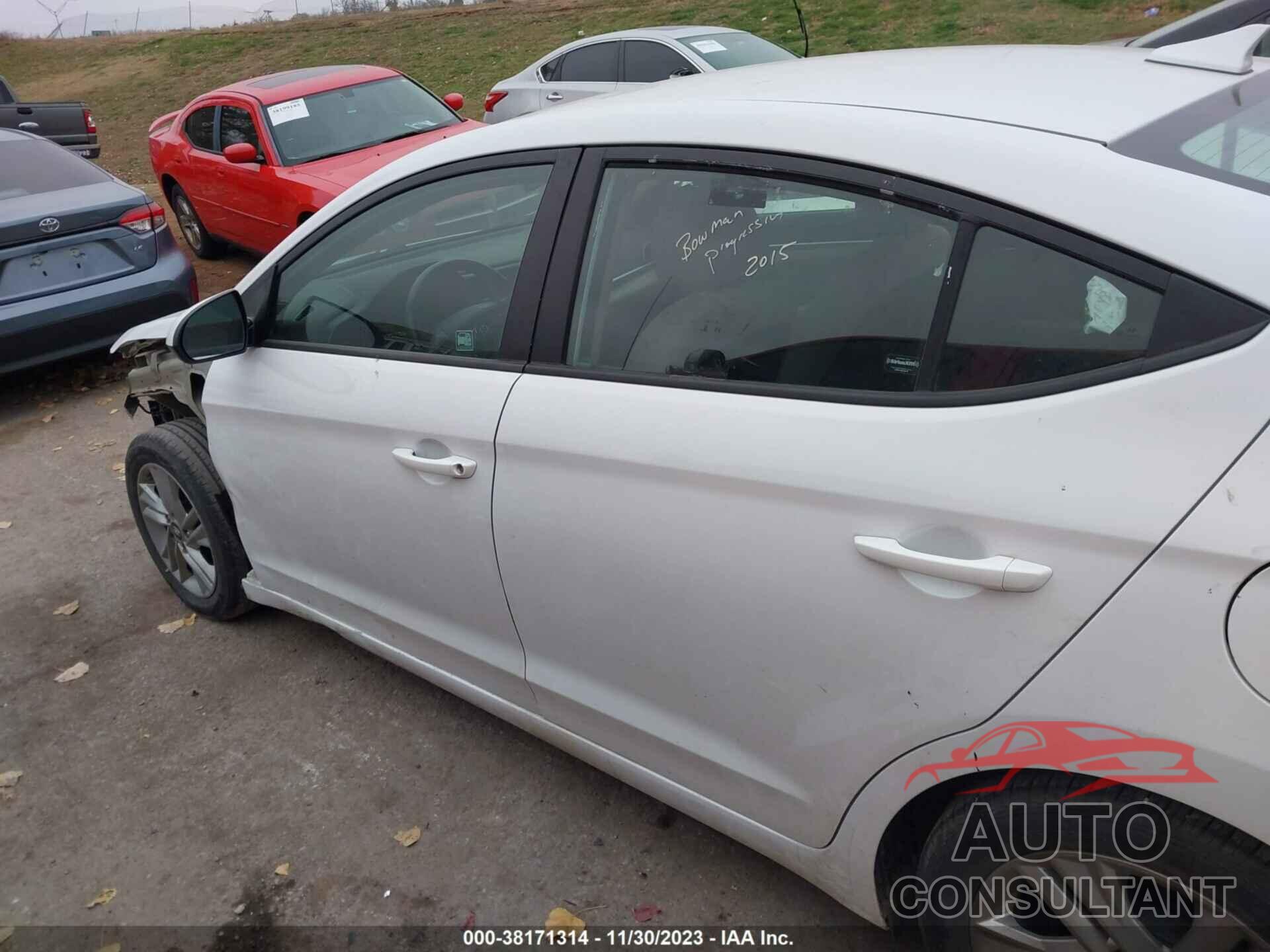 HYUNDAI ELANTRA 2020 - 5NPD84LF4LH543747