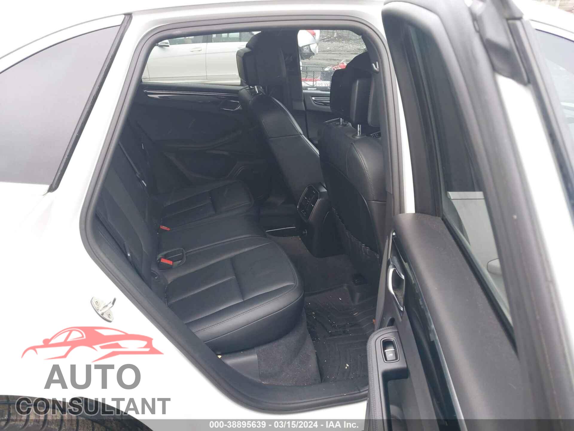 PORSCHE MACAN 2016 - WP1AB2A5XGLB47101