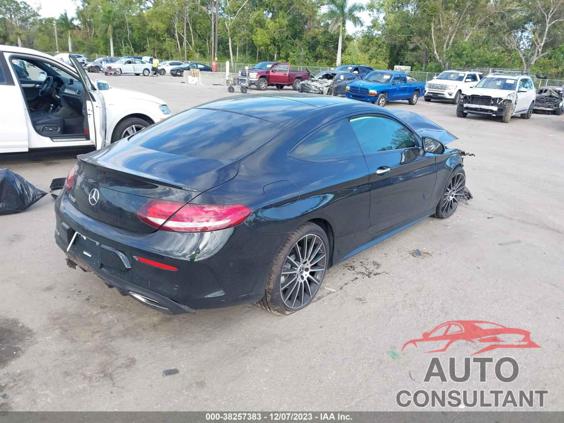 MERCEDES-BENZ C 300 2021 - W1KWJ8DB7MG059051