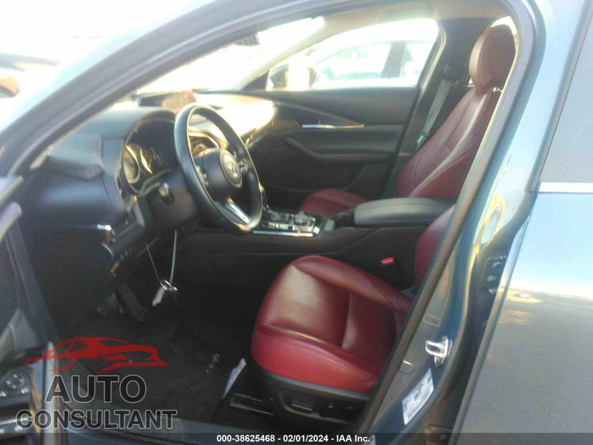 MAZDA CX-30 2023 - 3MVDMBCM0PM525355